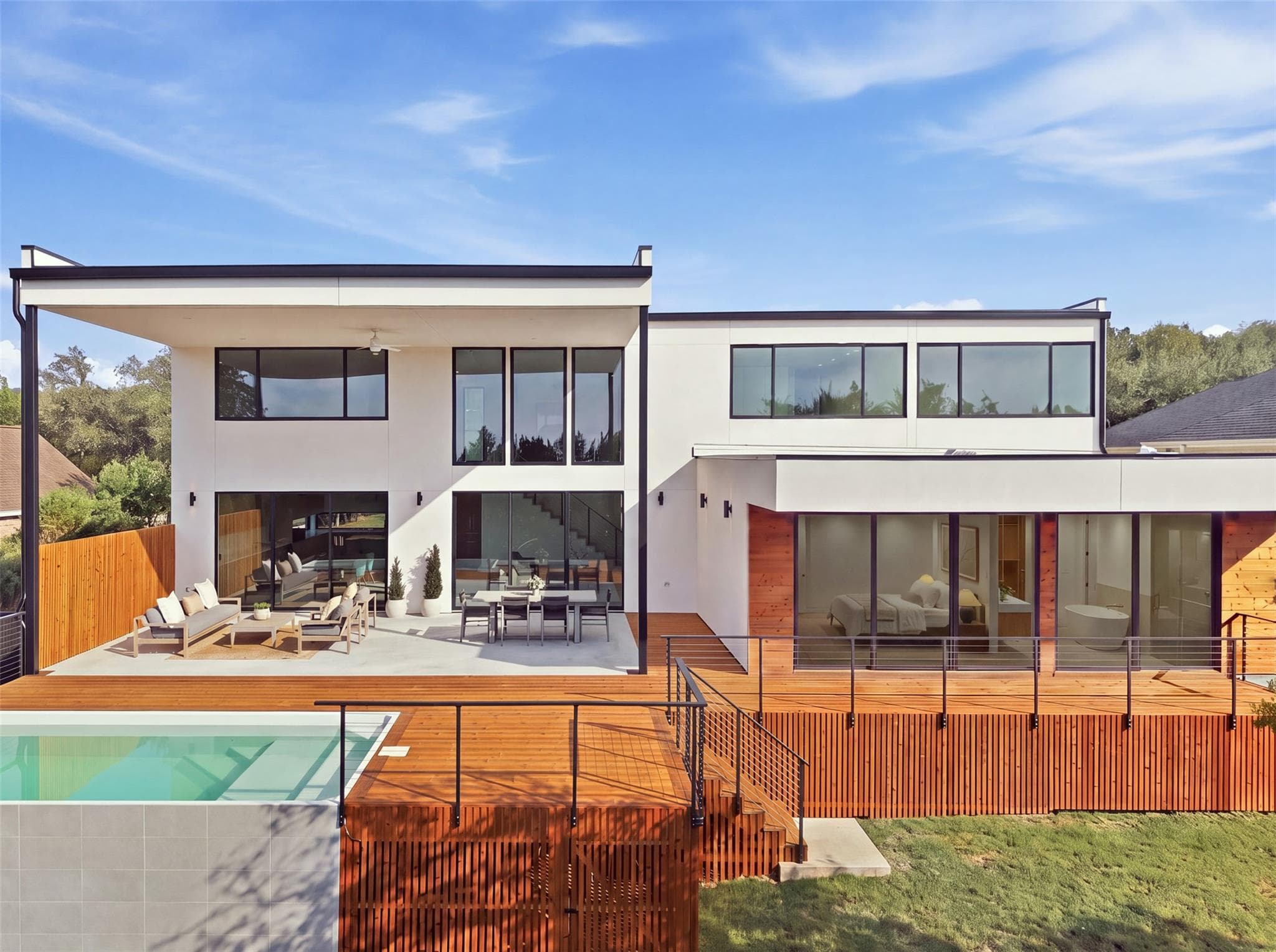 121  Clubhouse Dr