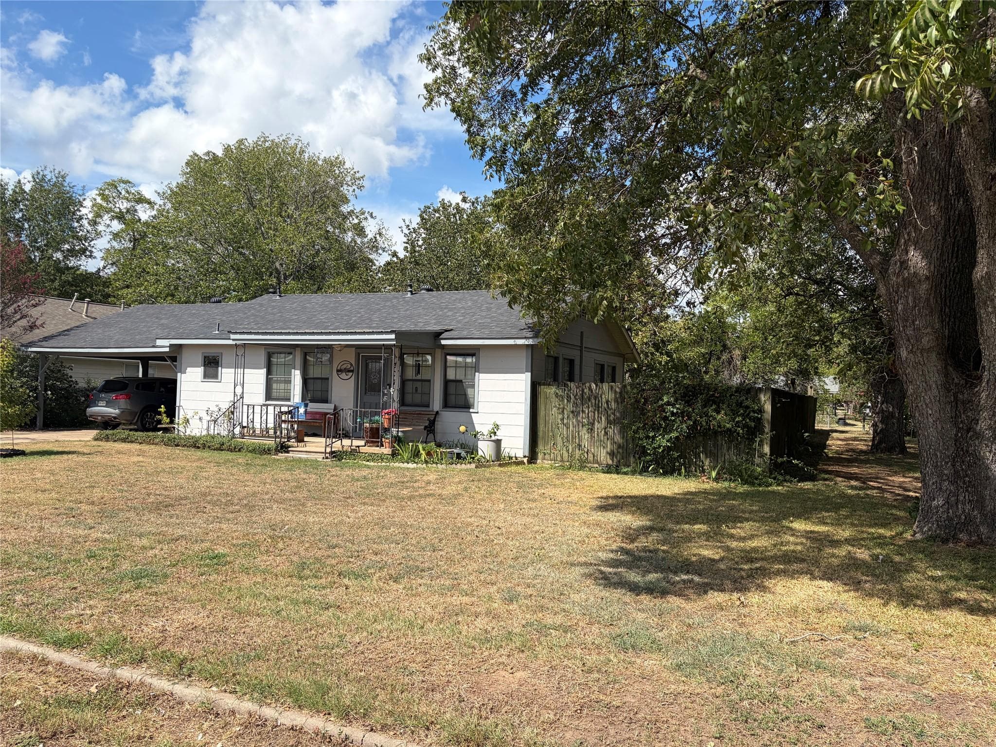 307  Whitehead St