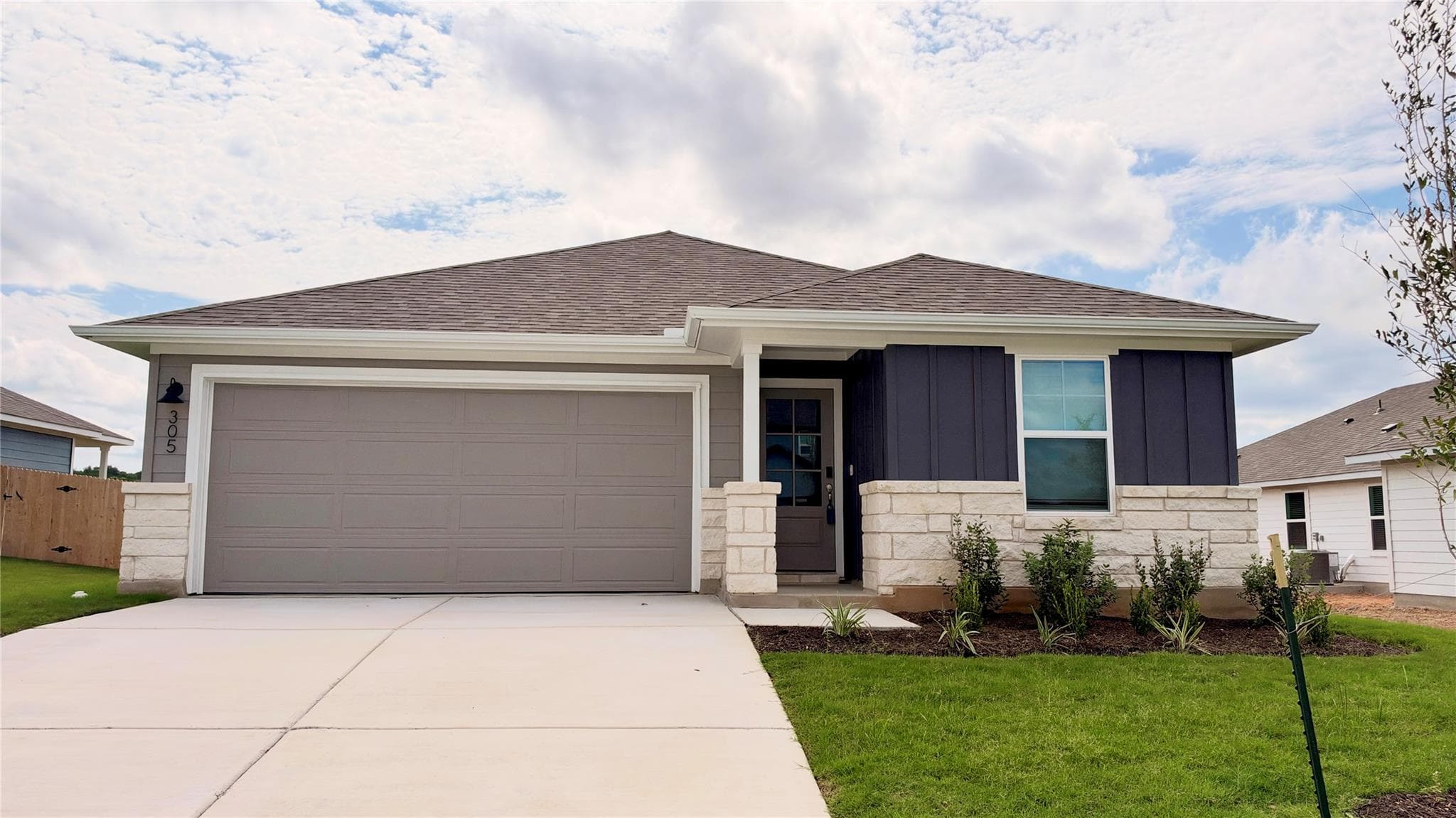 305  Wheel Horse Rd