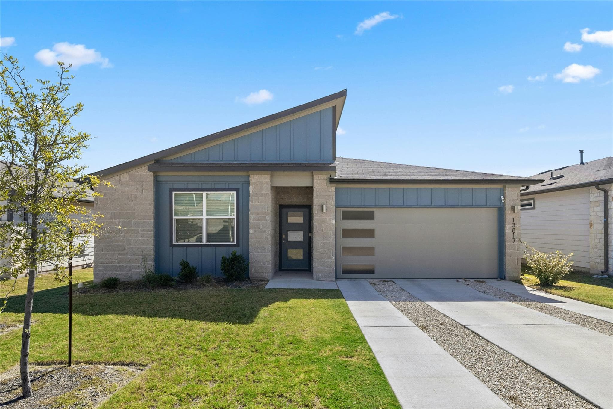 13817 Zuhause Dr
