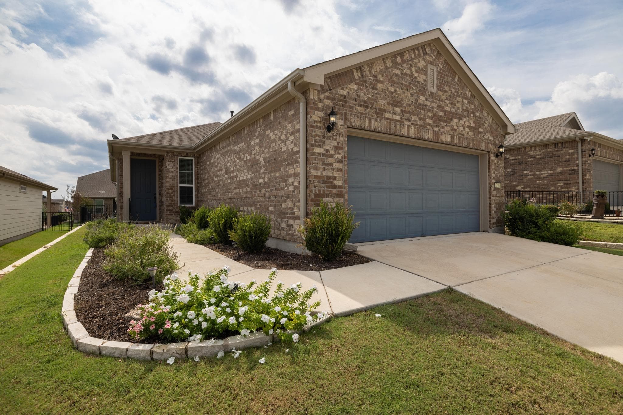 716  Kitty Hawk Rd