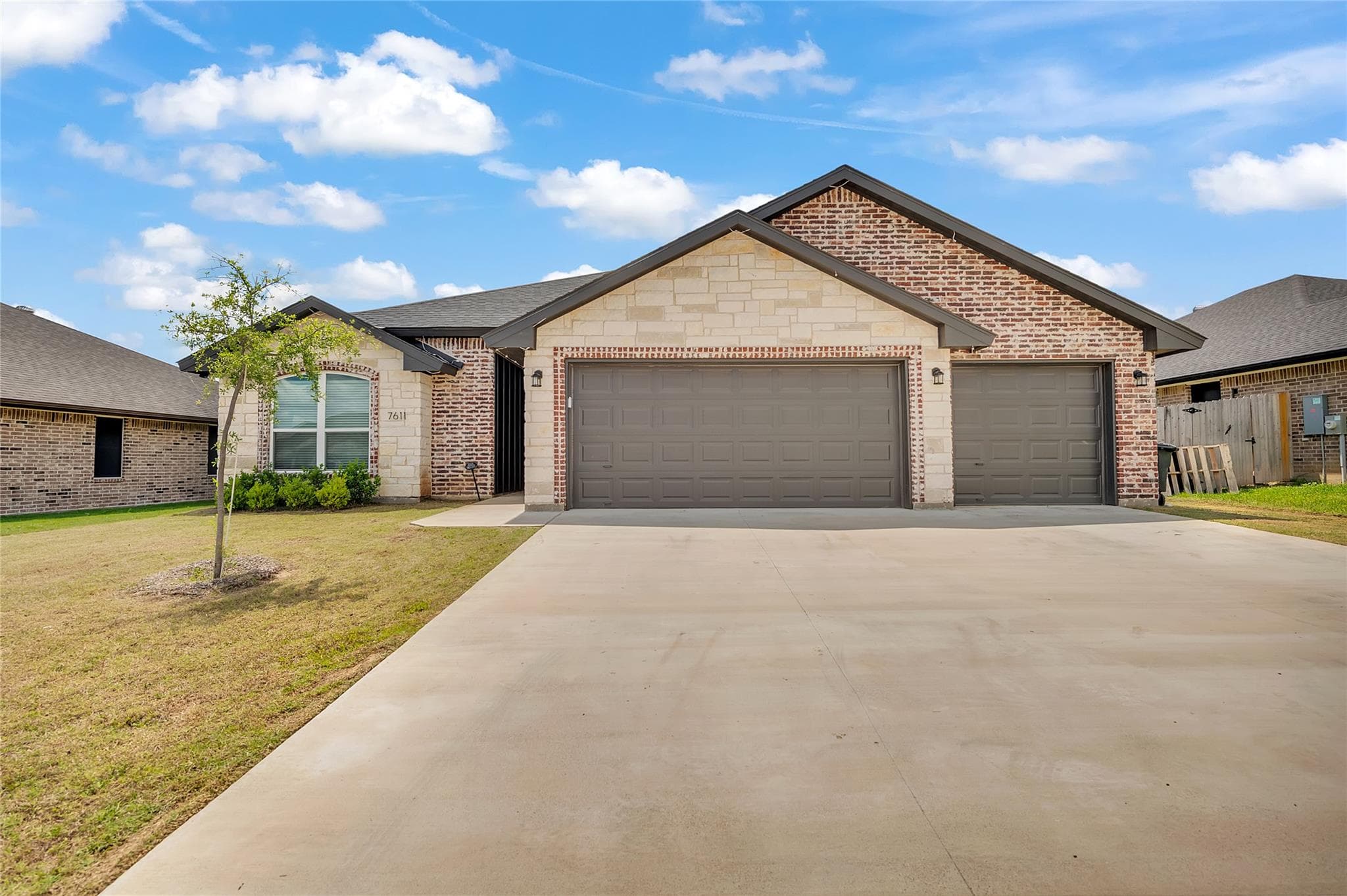 7611  Iridium Dr