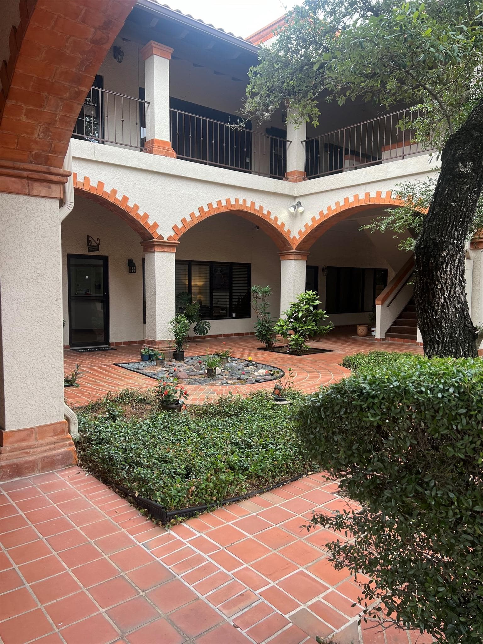 13276 RESEARCH Blvd #205