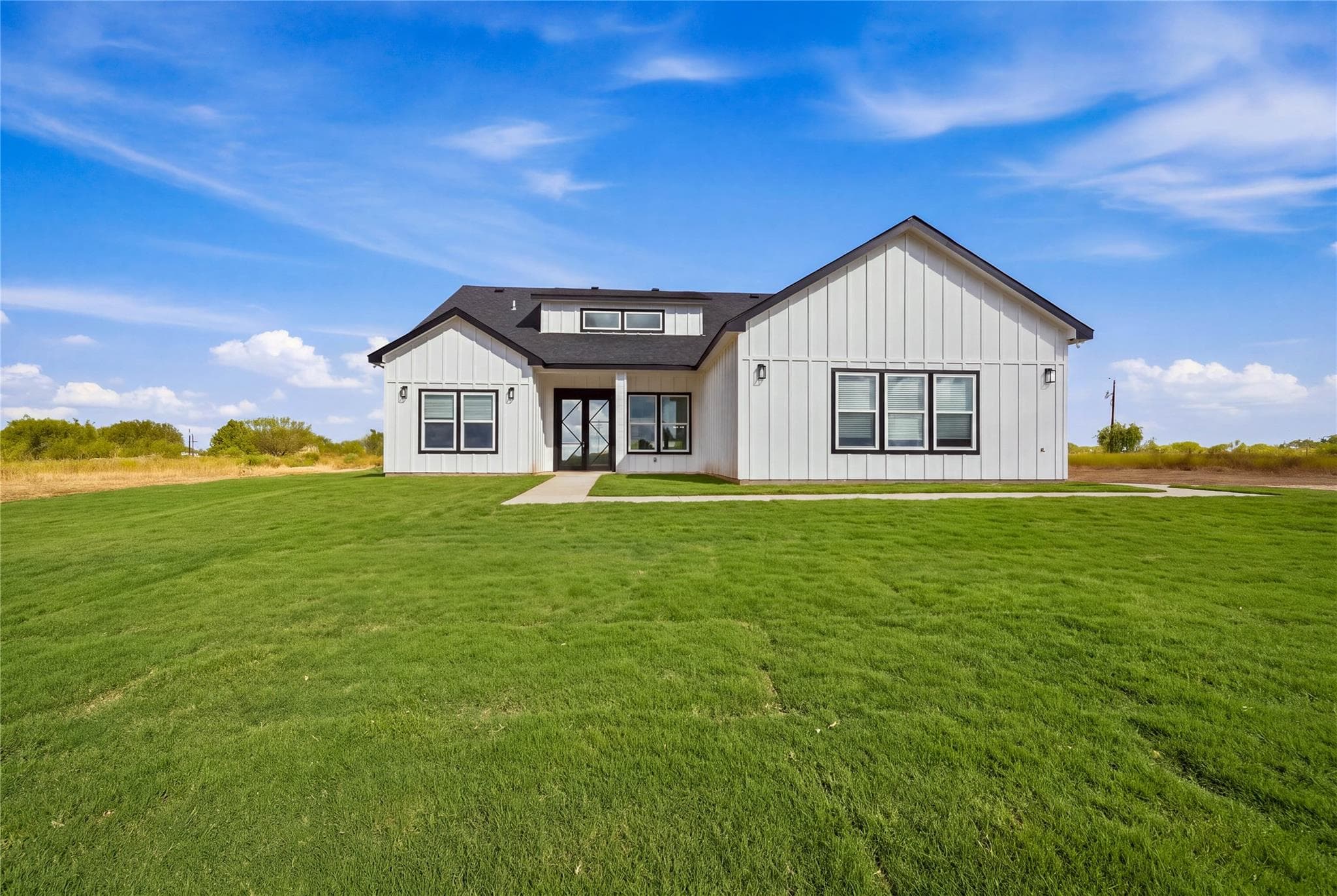 553  County Road 422 None