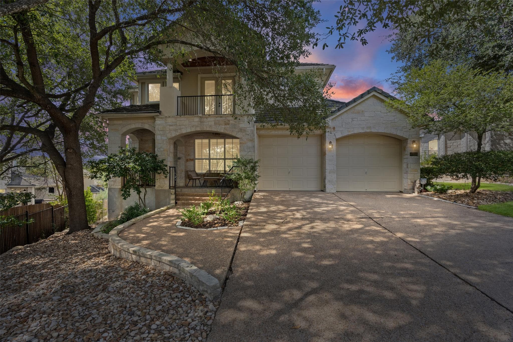 4308  Canoas Dr