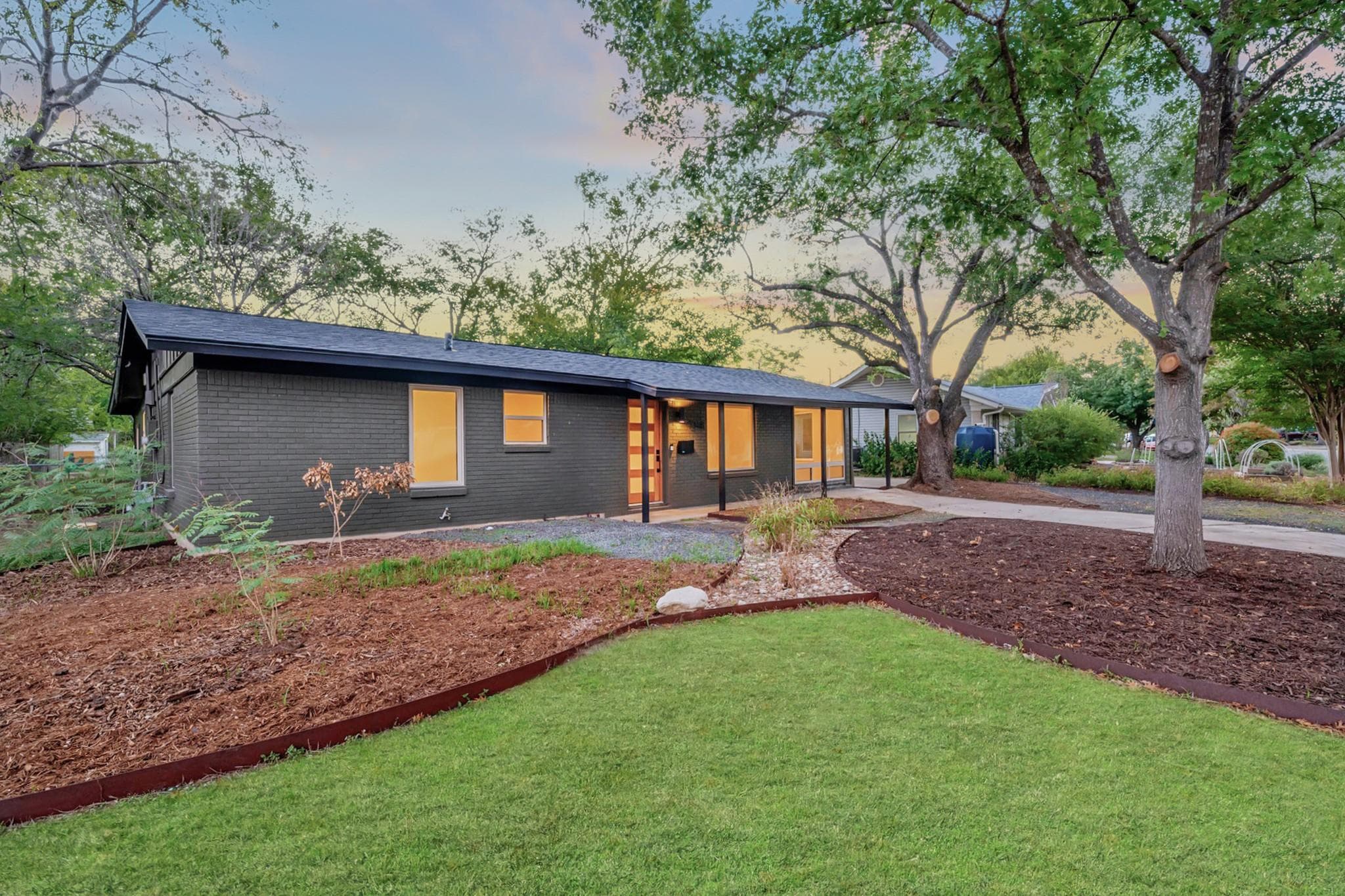 5348  Westminster Dr