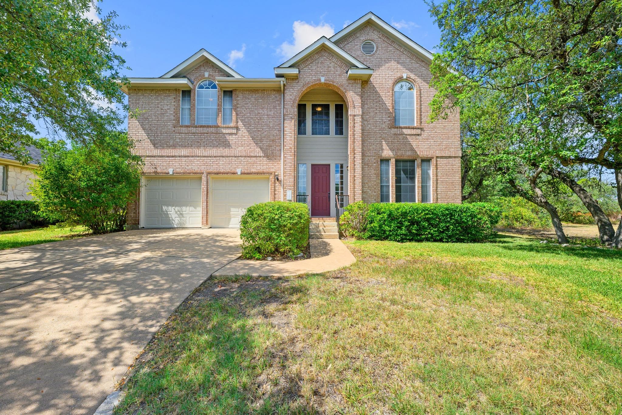 3208  Santee Dr