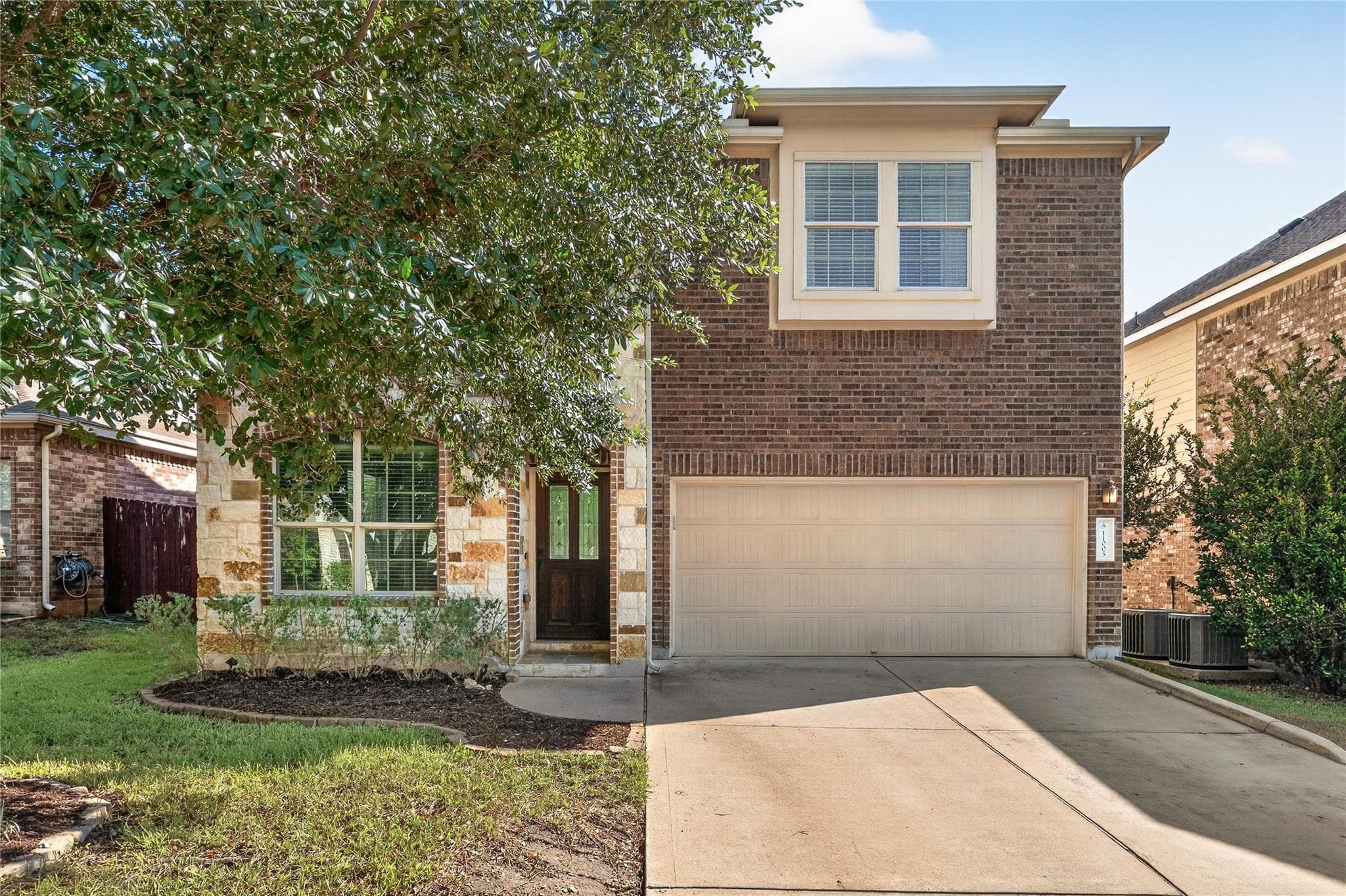 11005  Desert Willow Loop