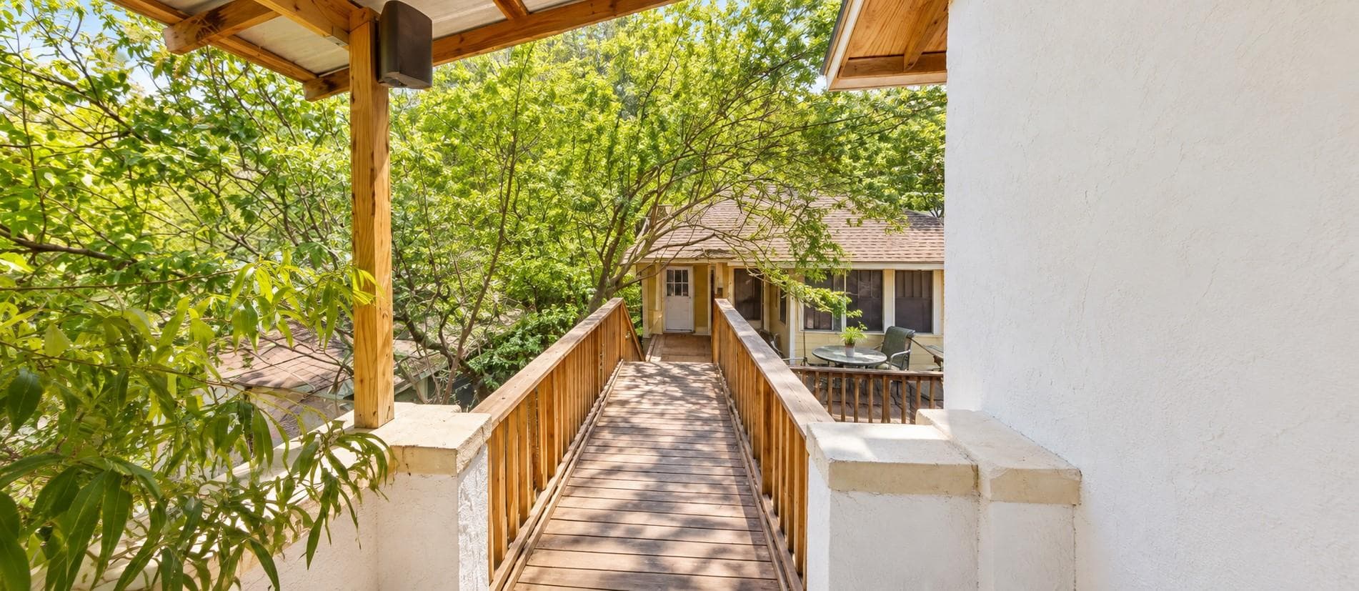 2823  San Pedro St  #/2818 Salado