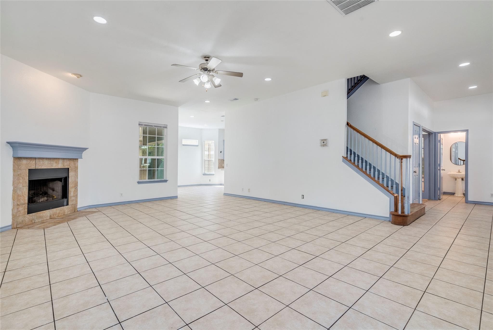 5503  Duval St