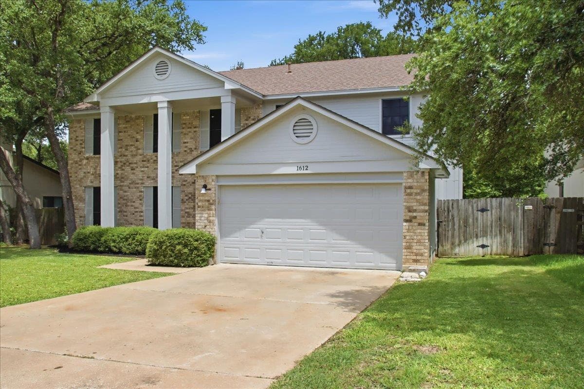 1612  Hermitage Dr