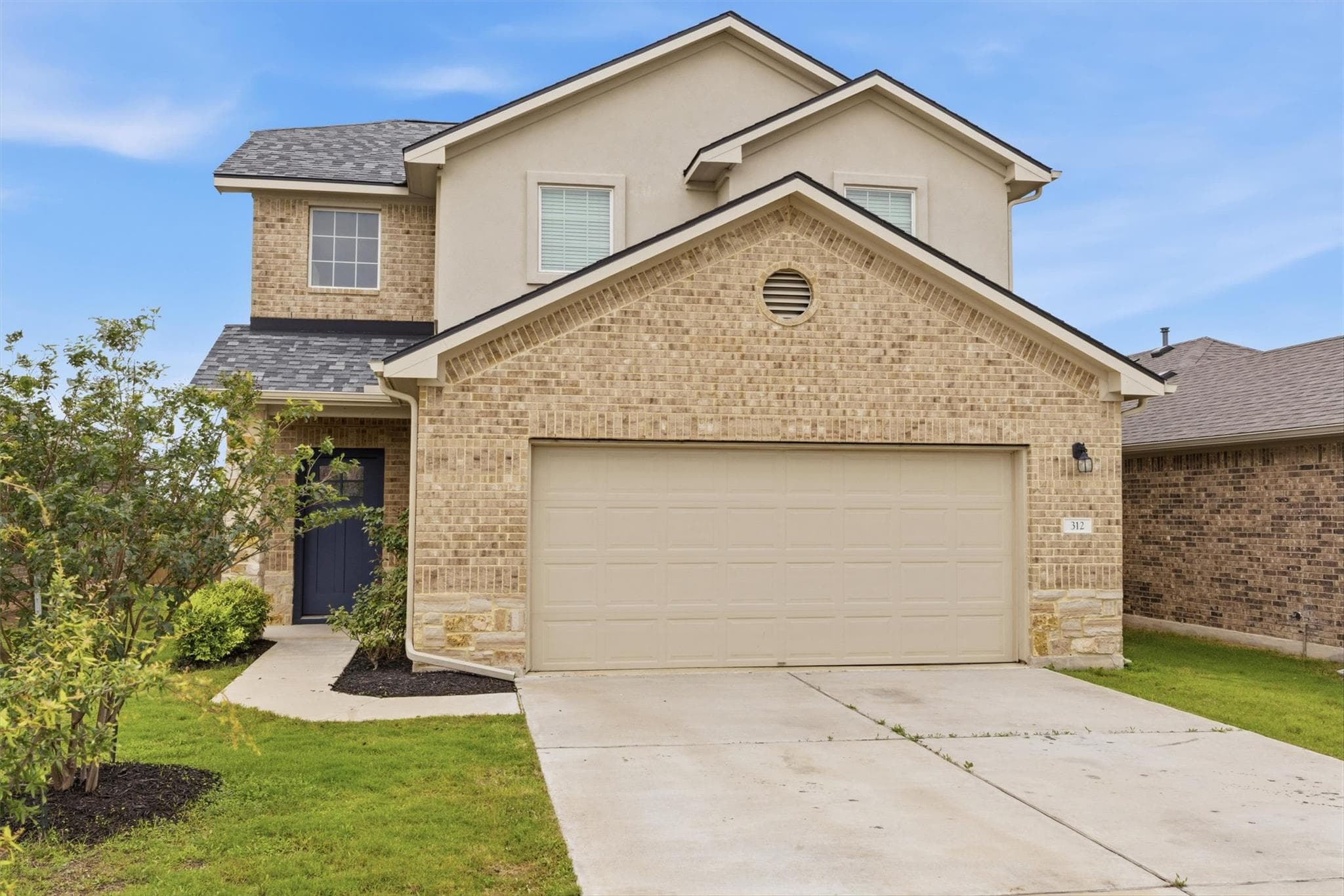 312  Frederick Dr