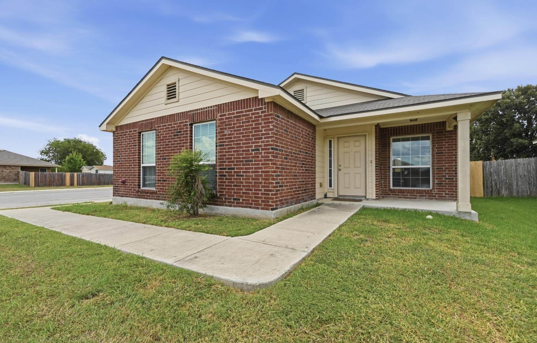 1600  Wedgewood Trl