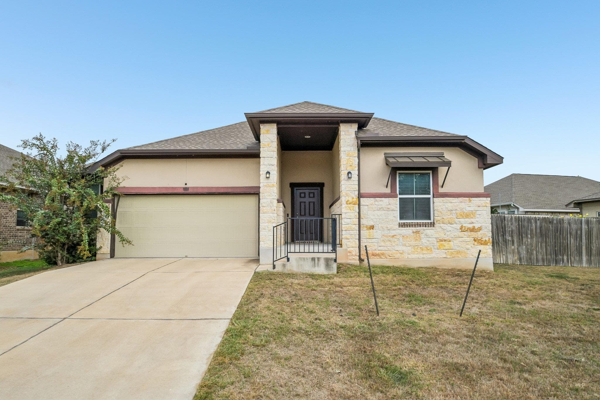 280  Rimrock Ct