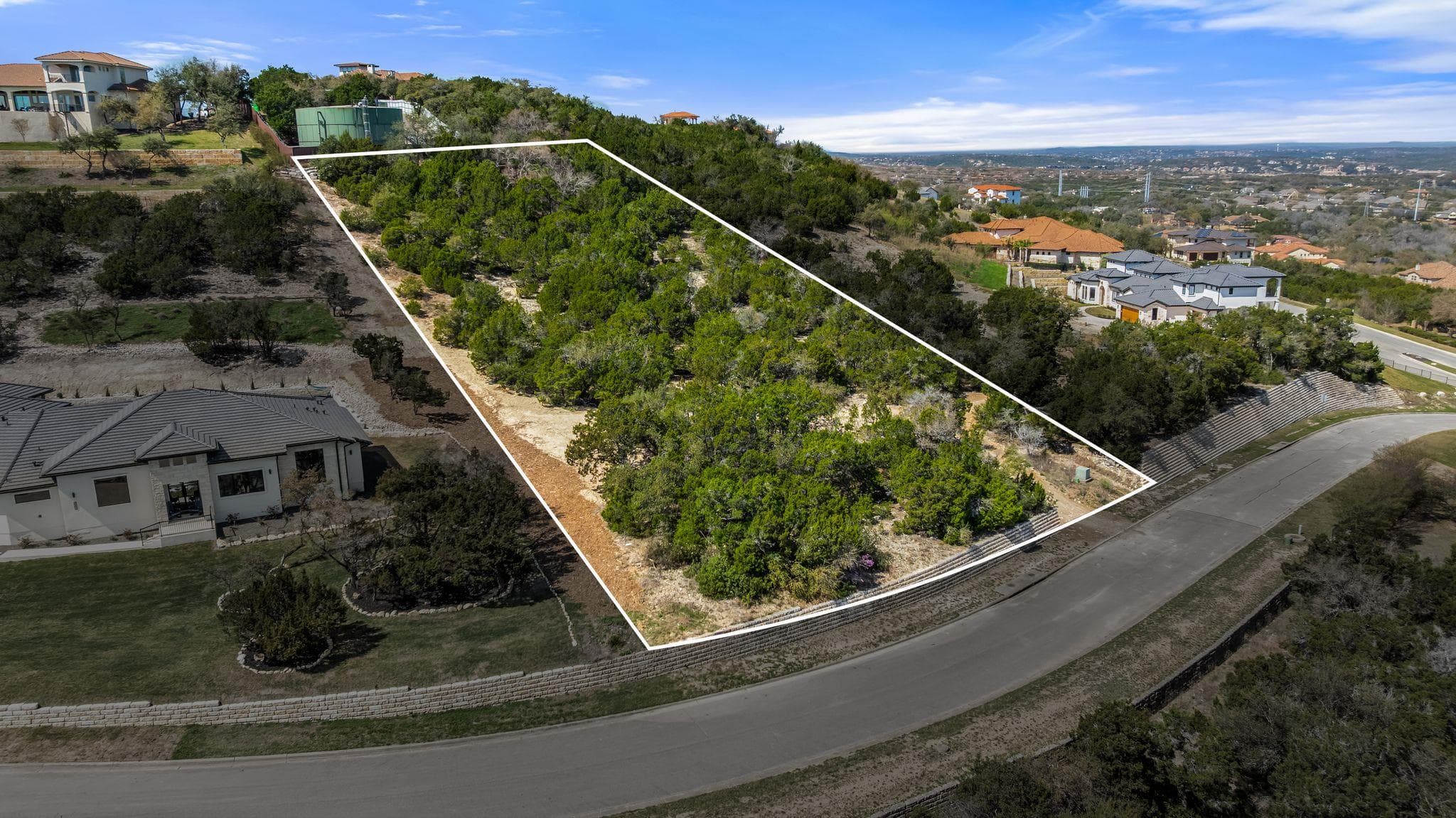 506  Bella Montagna Cir