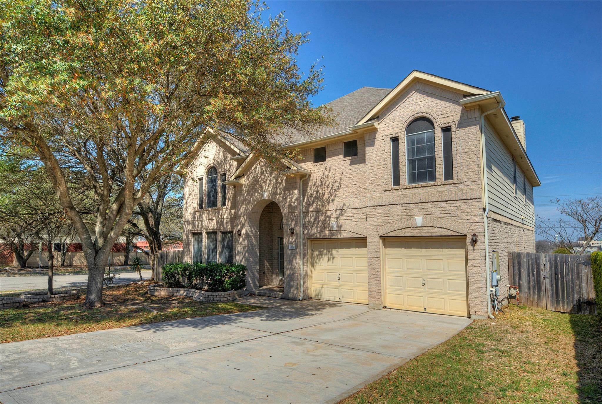 601  Indian Run Dr