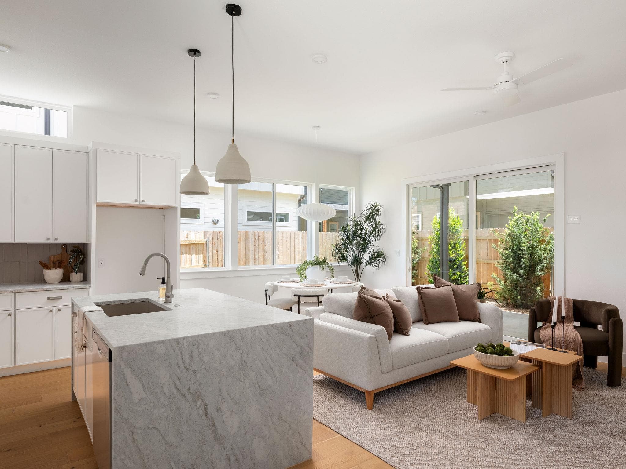 6407  Bradsher None  #I