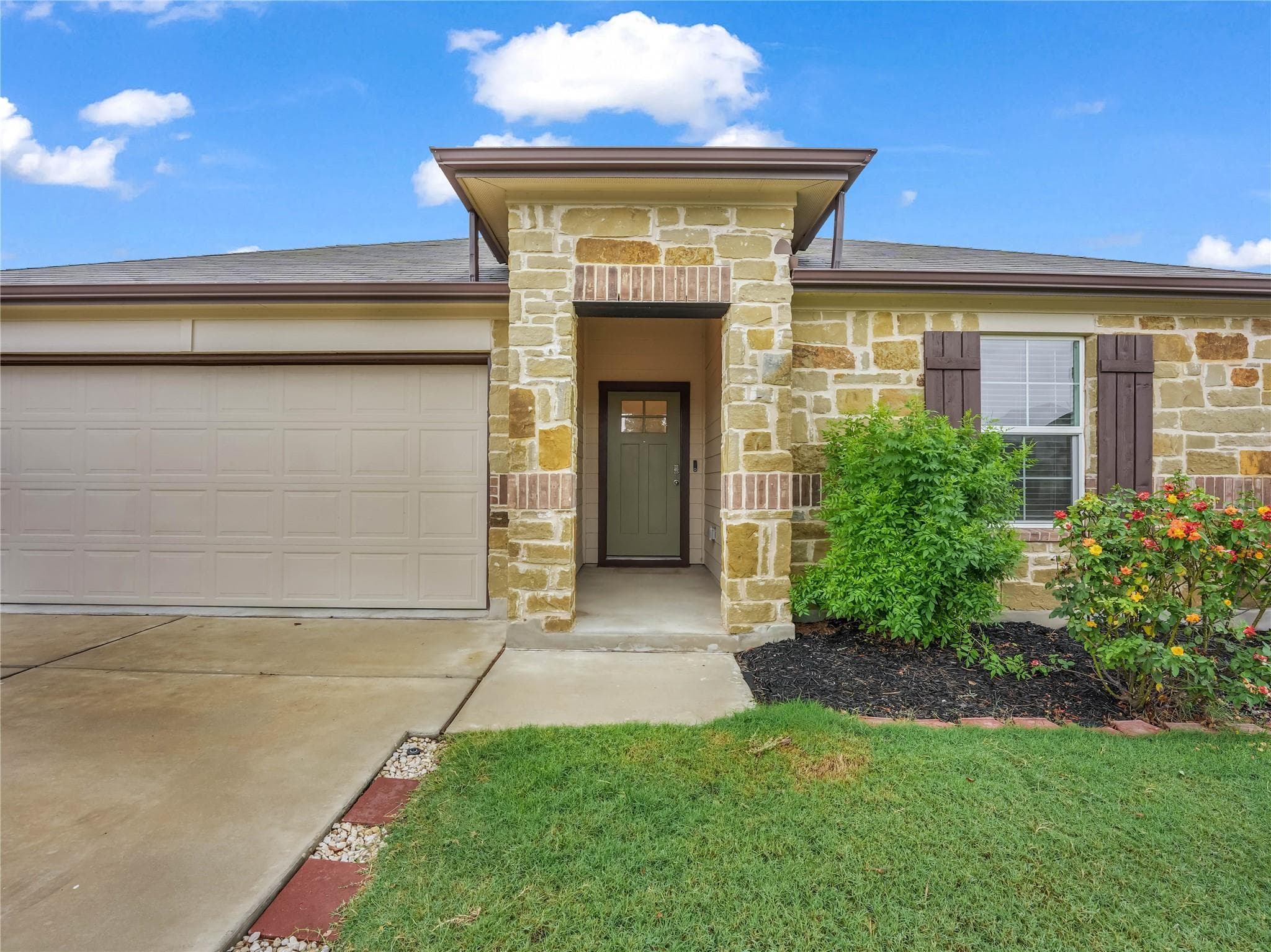 127  Sky Meadows Cir