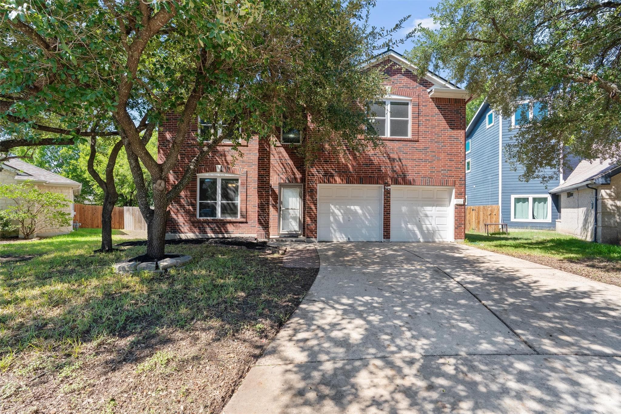 1524  Emperor Ct
