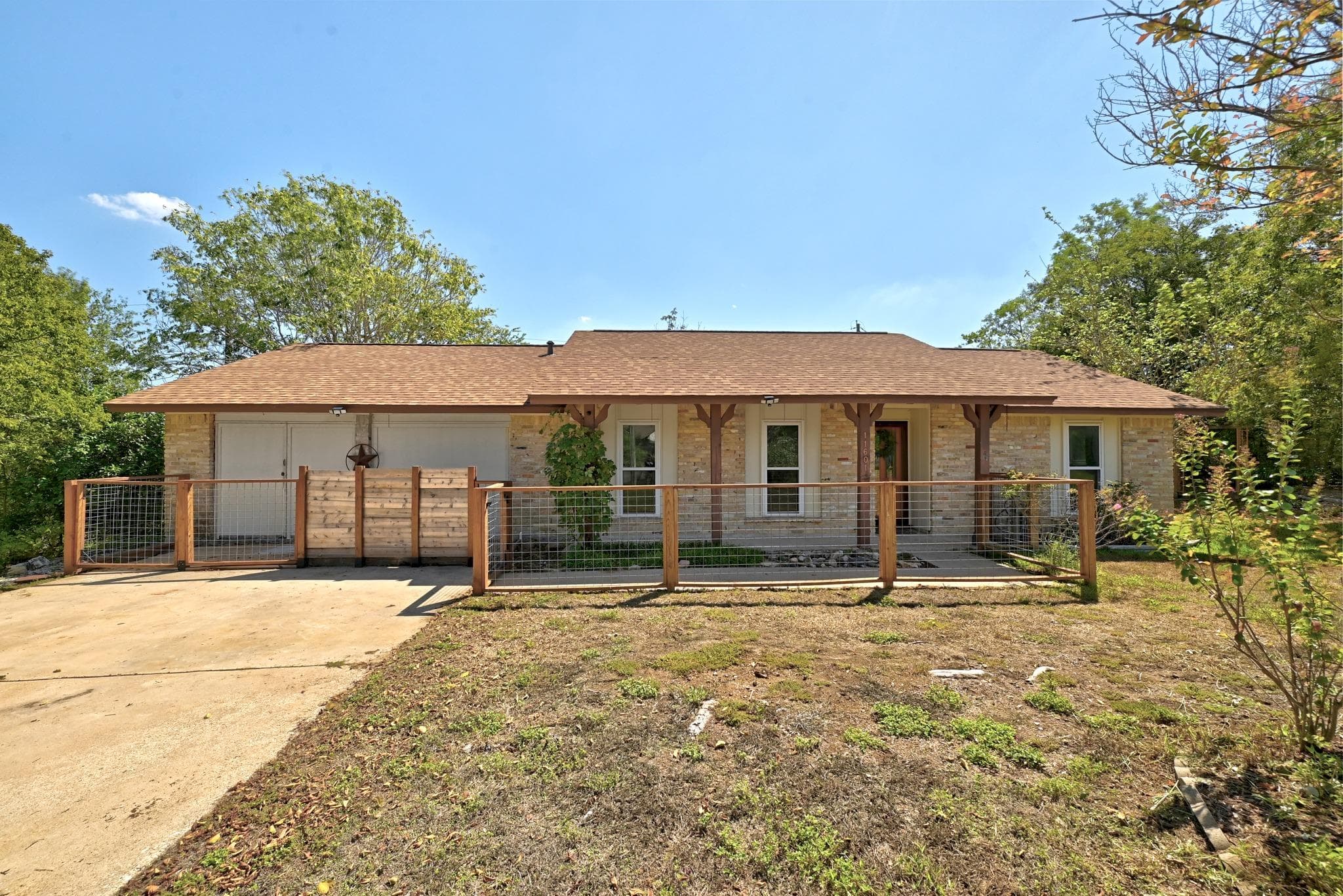 11601  OAK HAVEN Cv