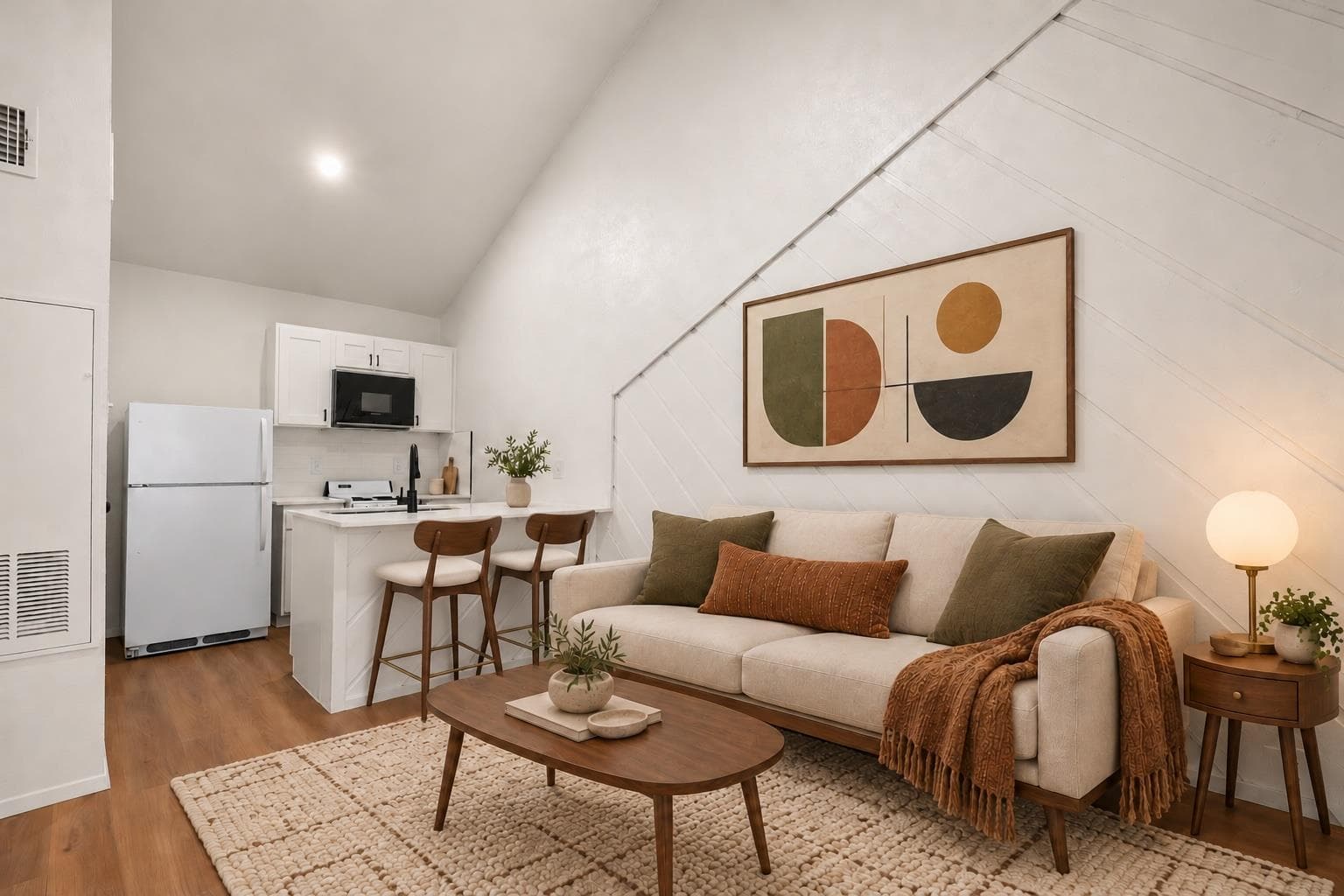4205  Speedway Ave  #201