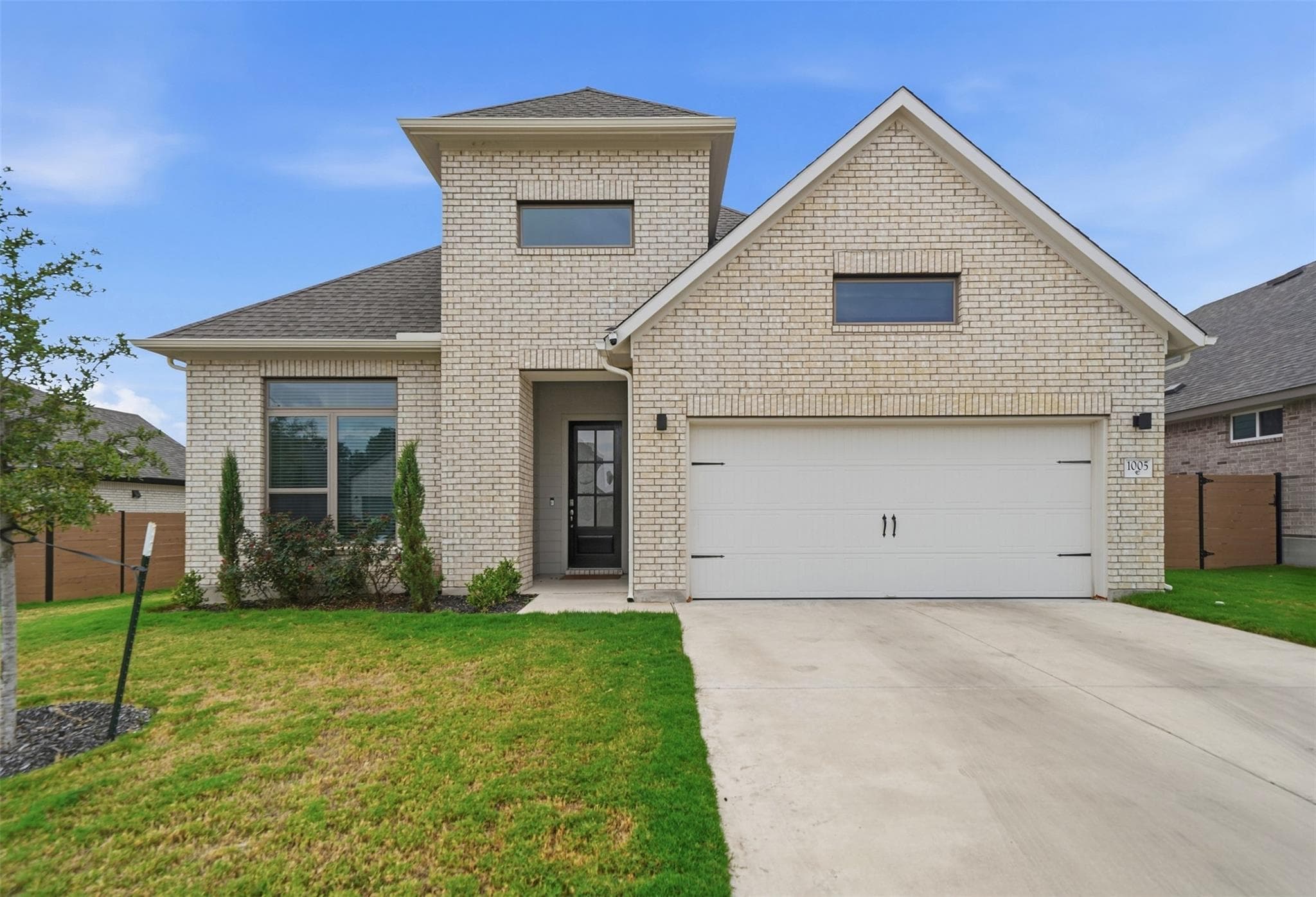 1005  Rollingwood Trl