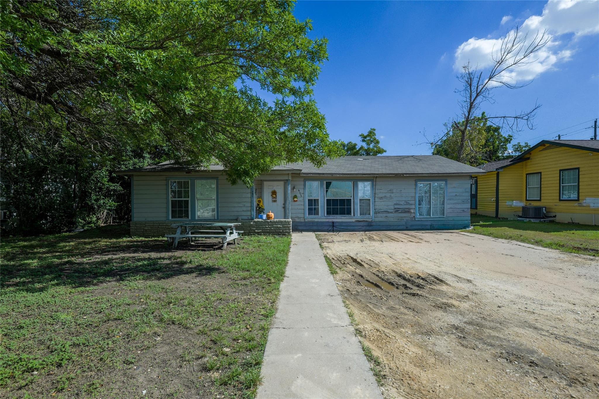 413  Patricia Dr