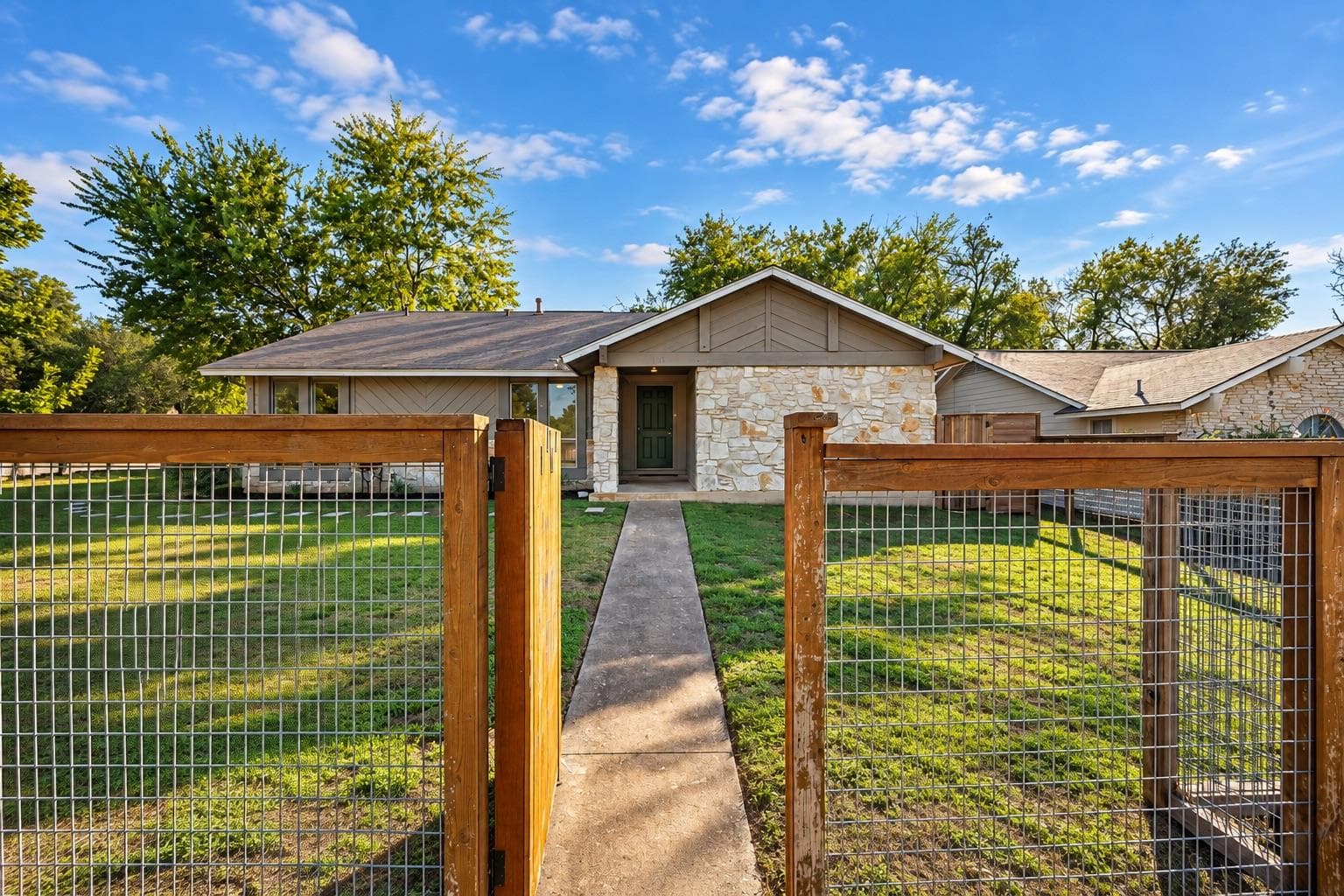 1101  Milford Way  #1