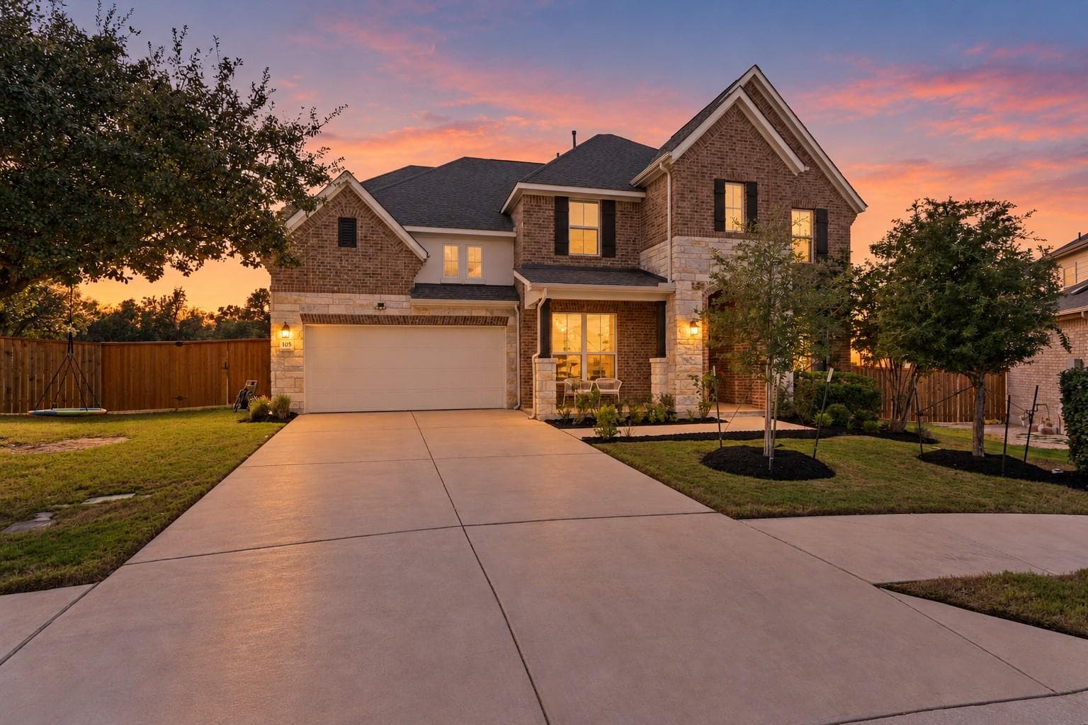 105  Autumn Oak Way