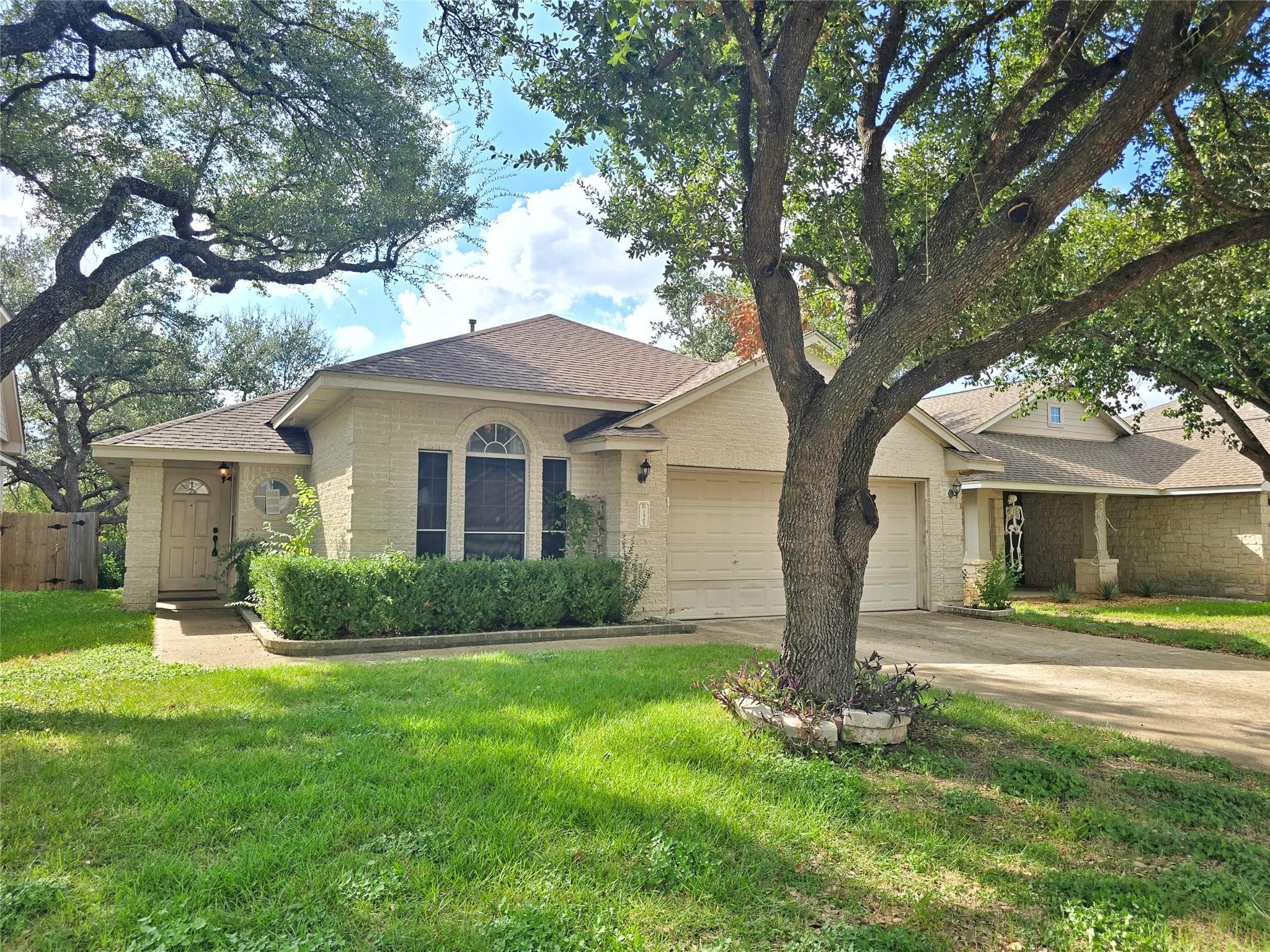 1407  Brighton Bend Ln