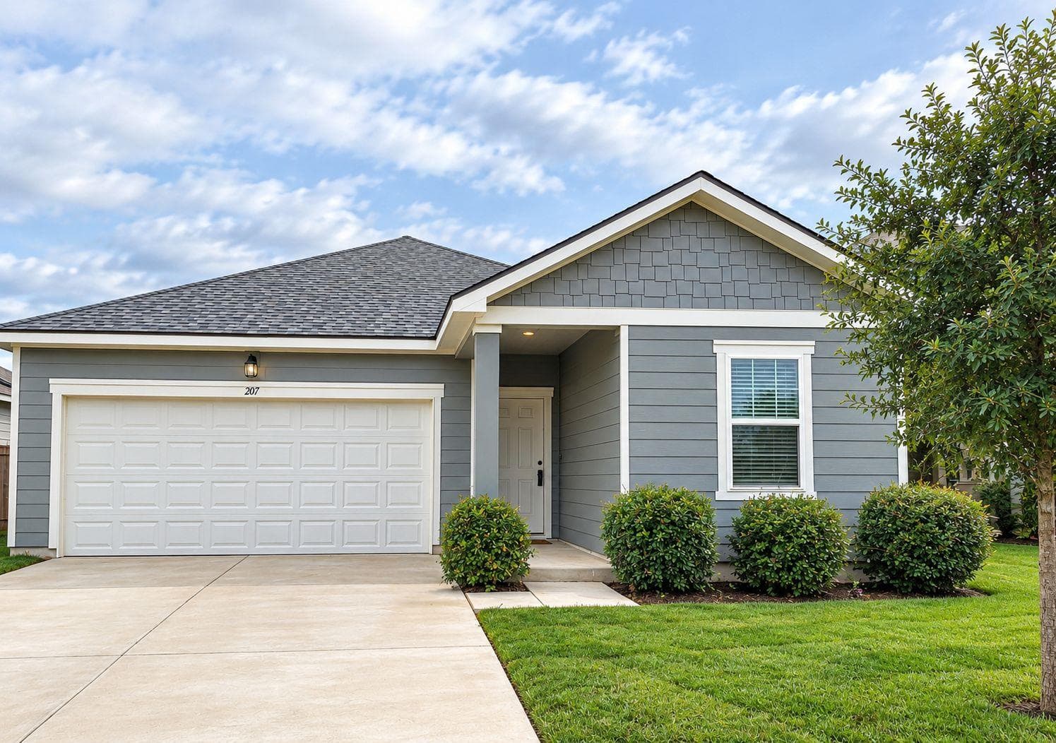 207  Isthmus Ln