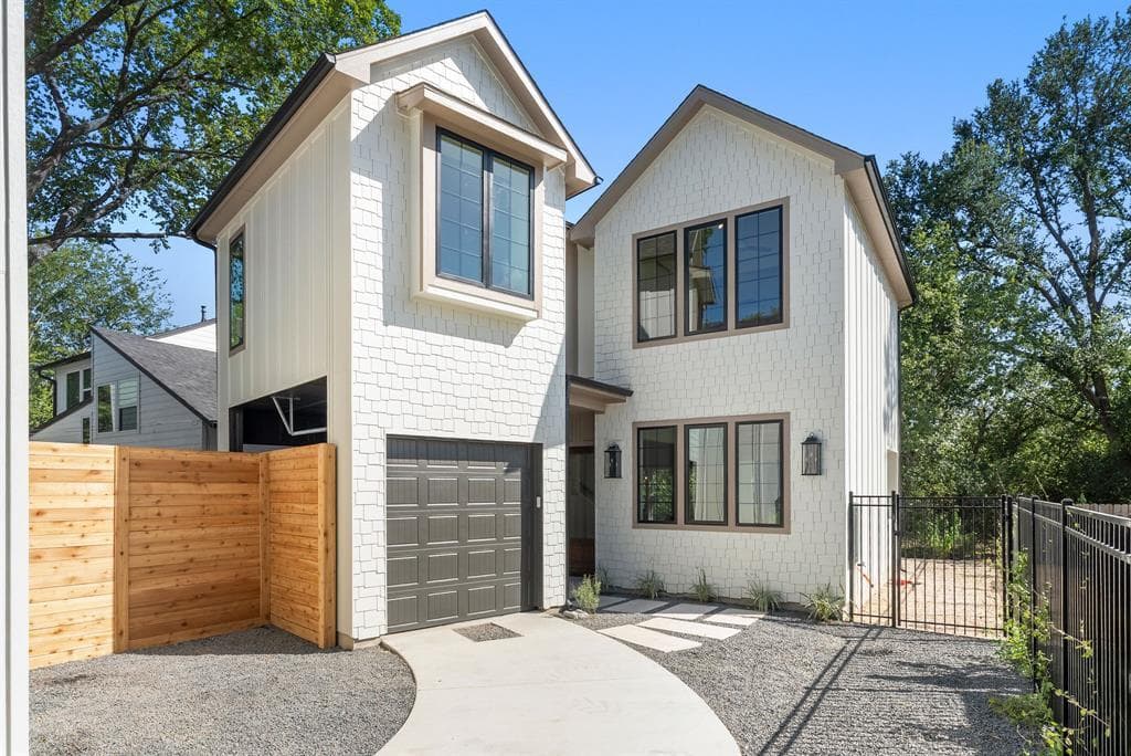 5607  Tura Ln  #2