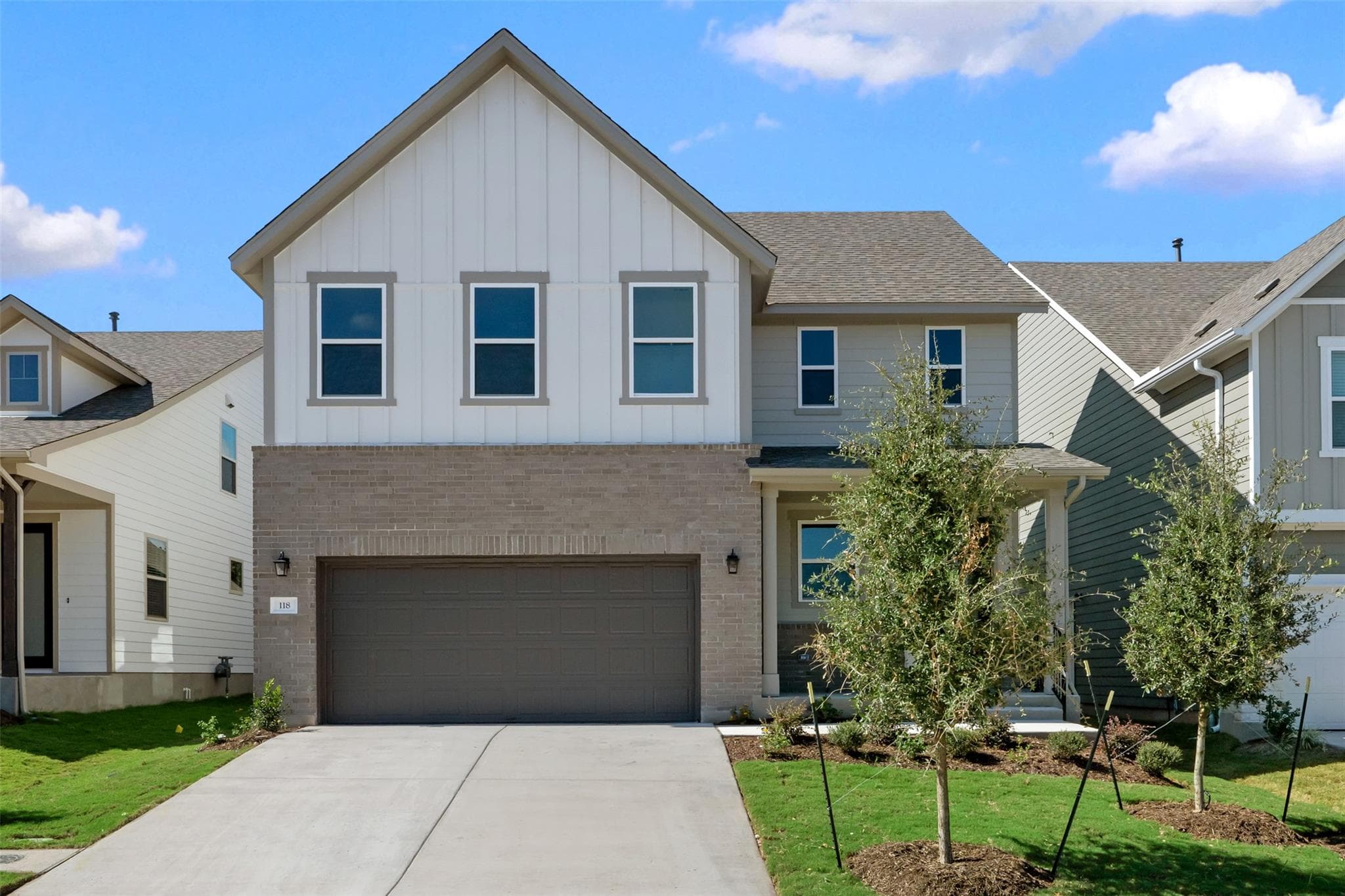 118  Crater Lake Dr