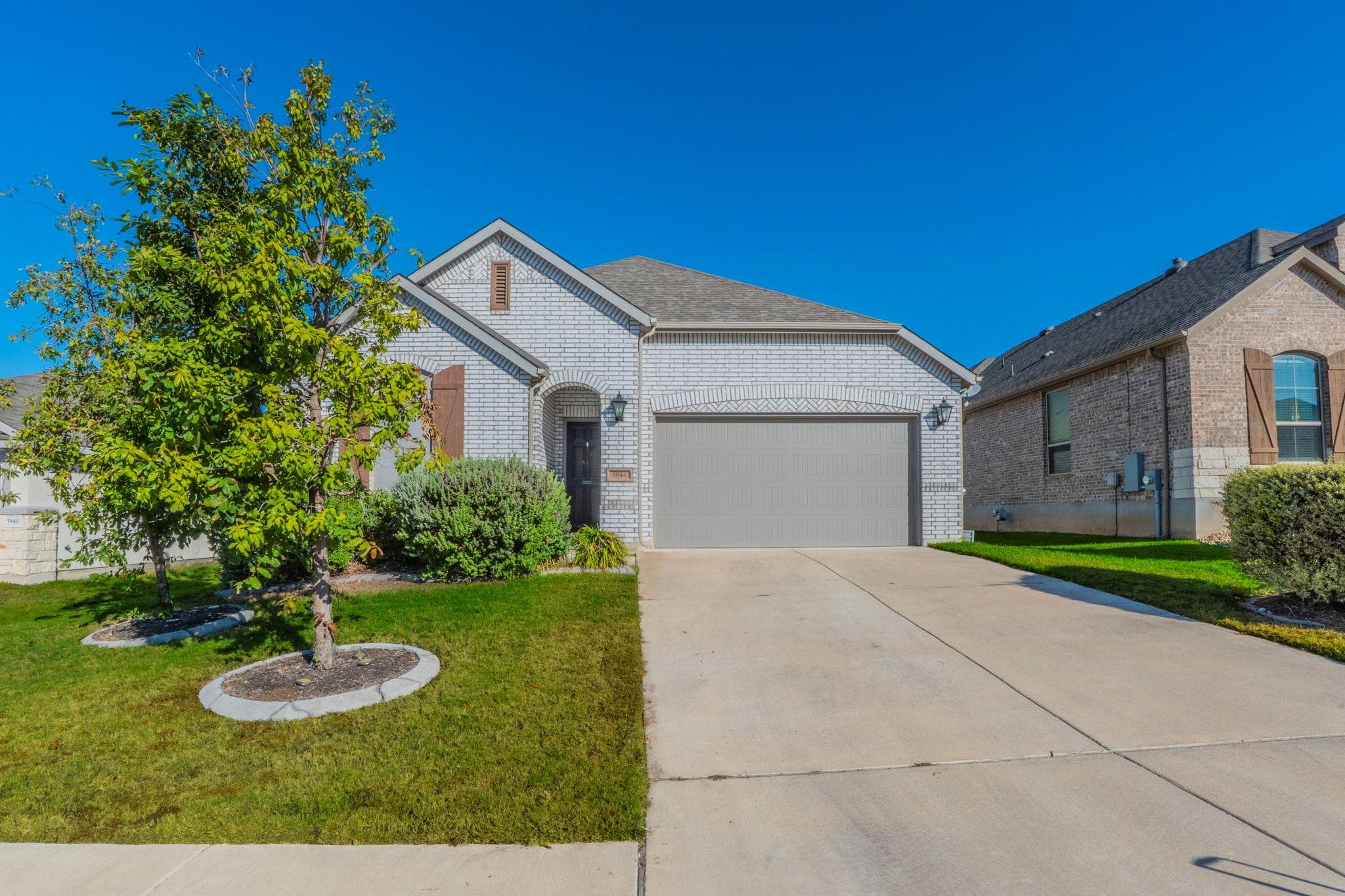 5844  Bianca Dr