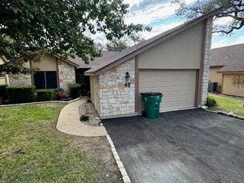 48  Oaks Pl