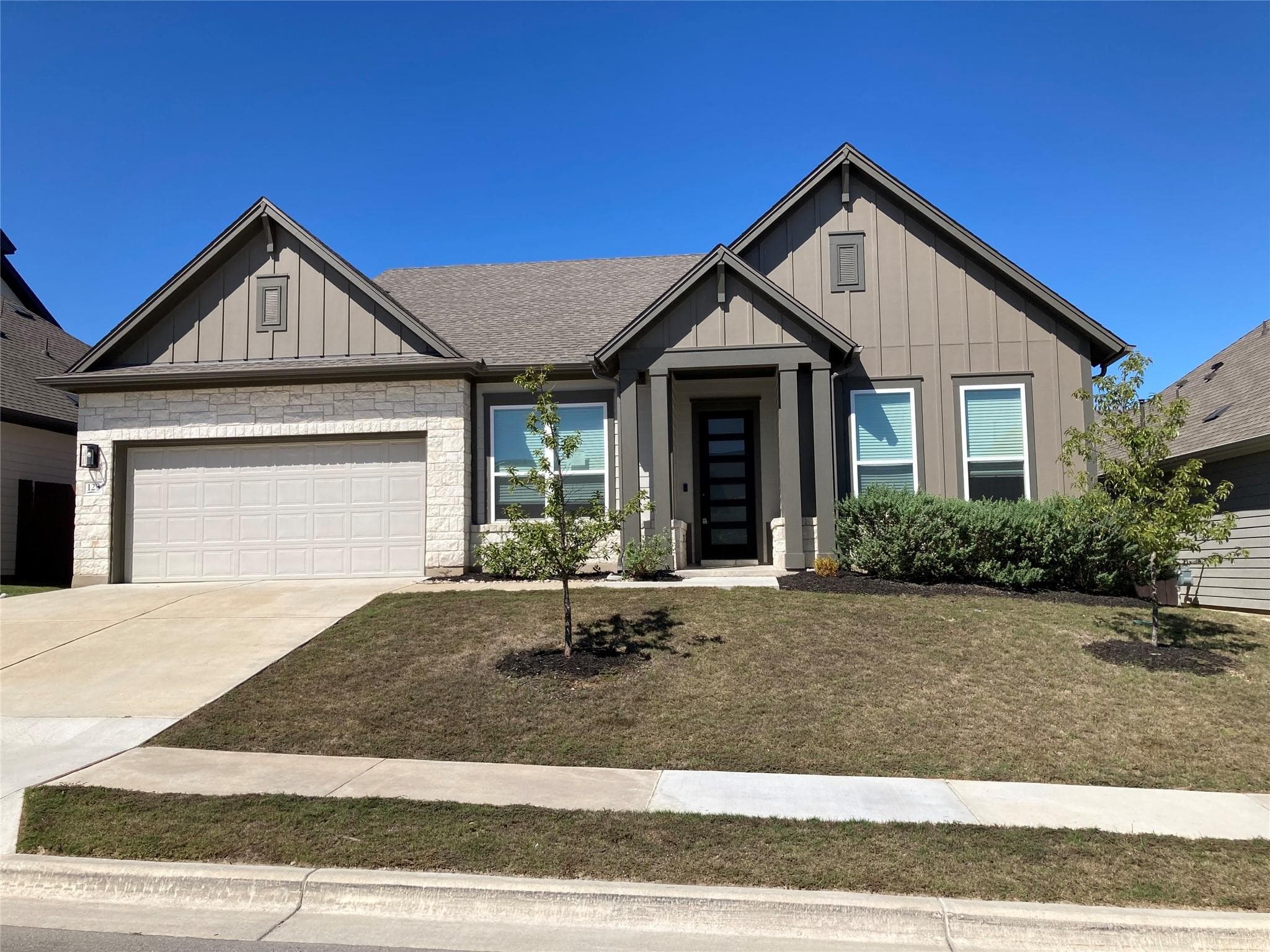 123  Pine Bark Dr