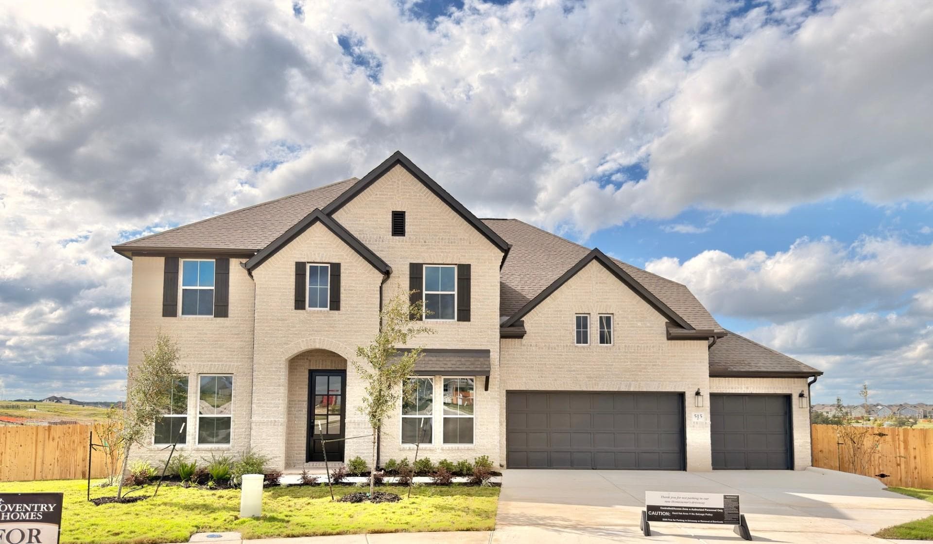 515  Uphill Ct