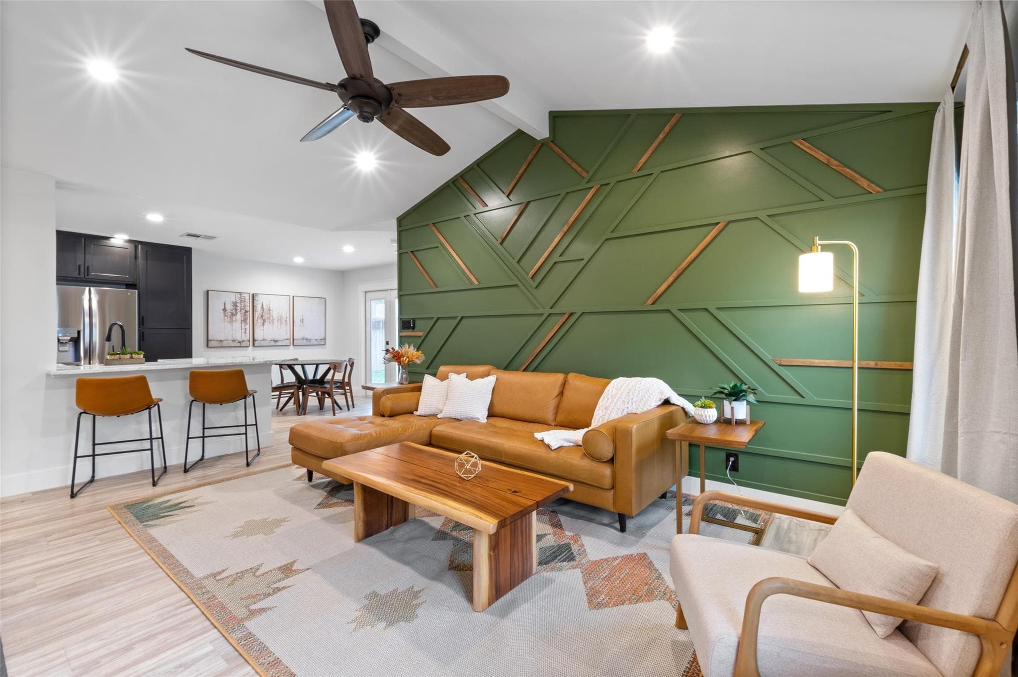 801 Forest Glen Cv