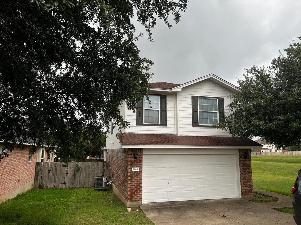 1109 Stone Forest Trl
