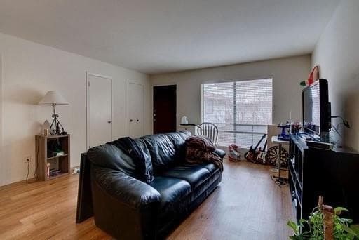 2207 Leon St #104