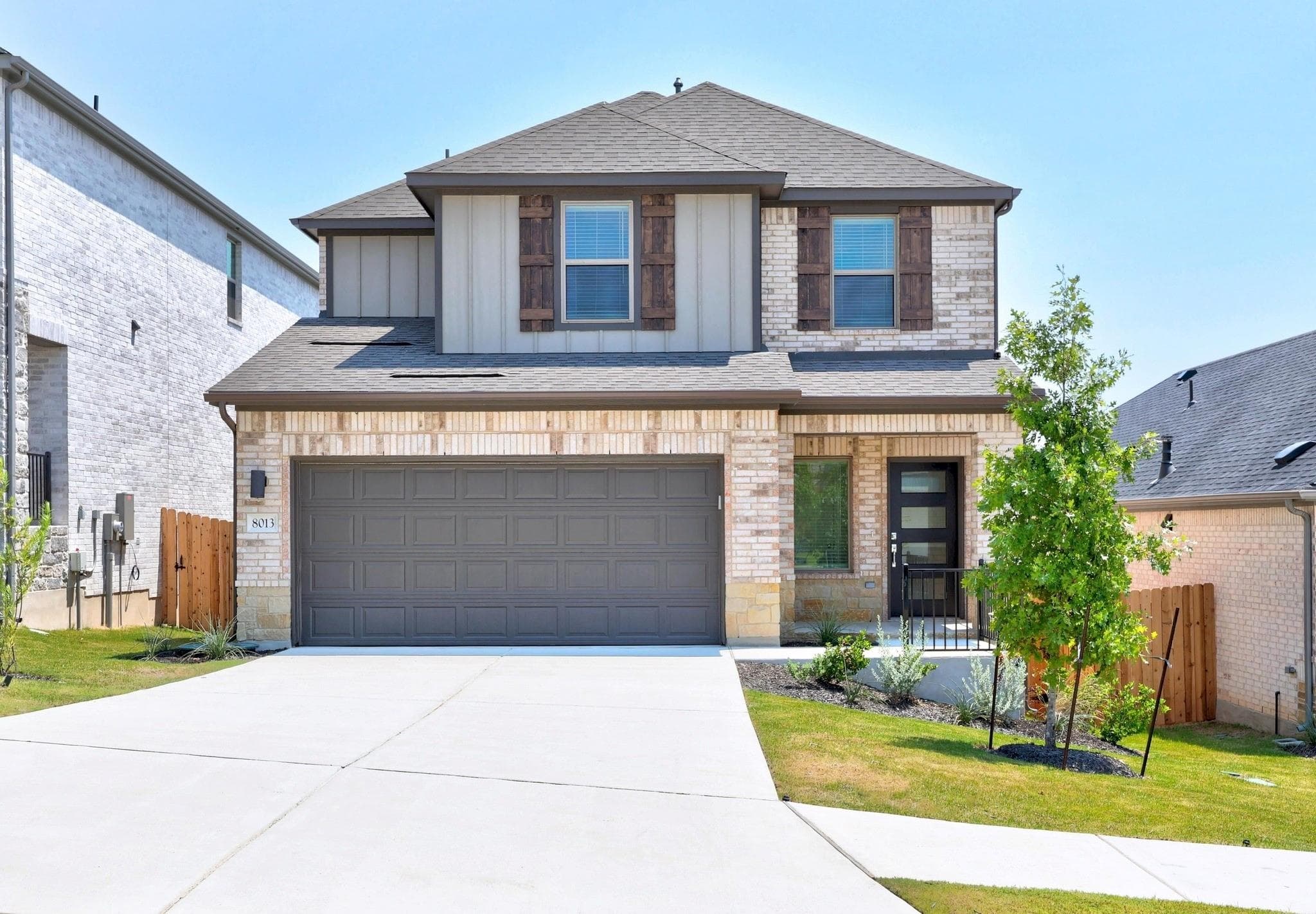 8013 Shining Flor Run