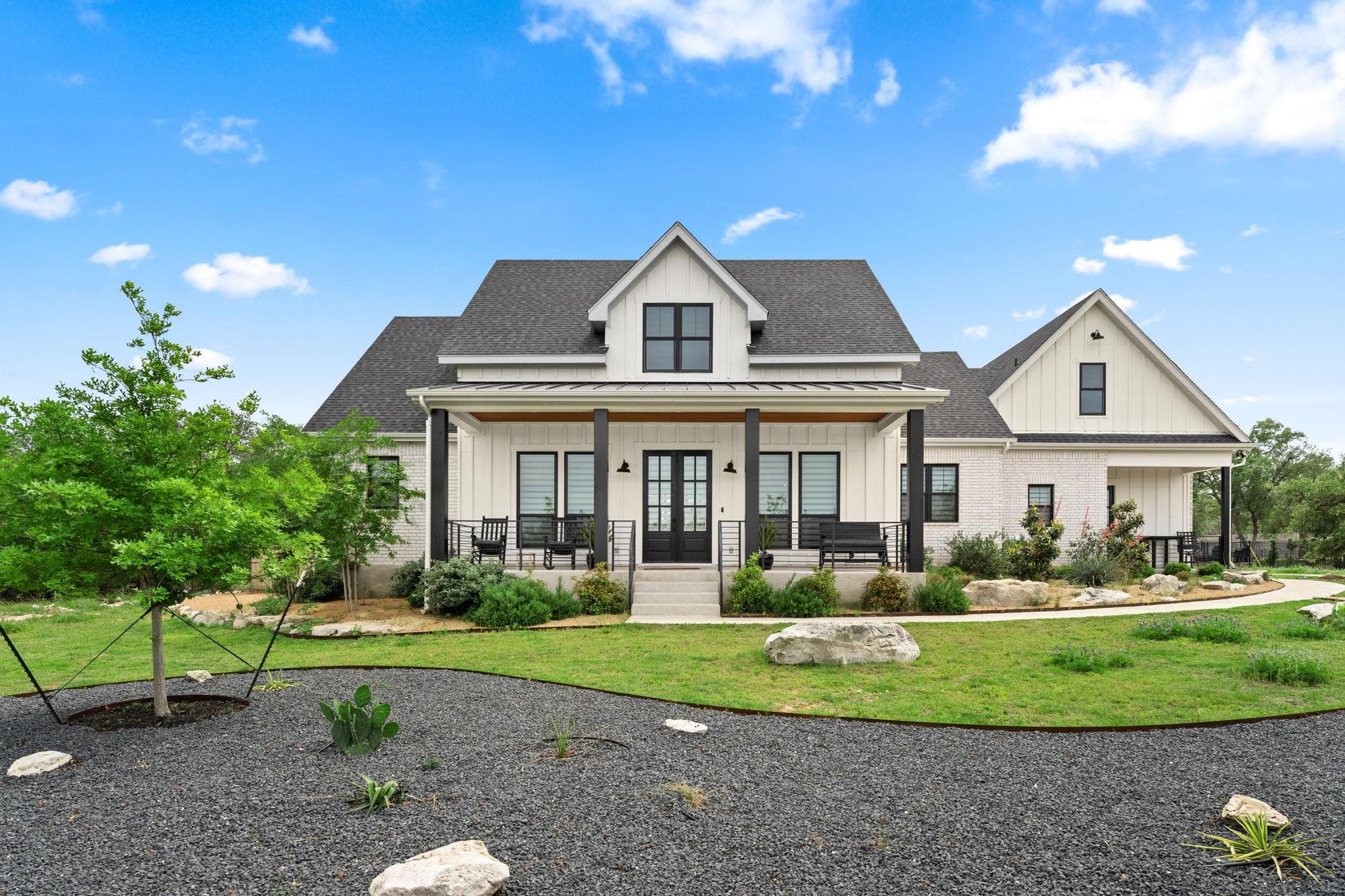 305 Spicewood Trails Dr