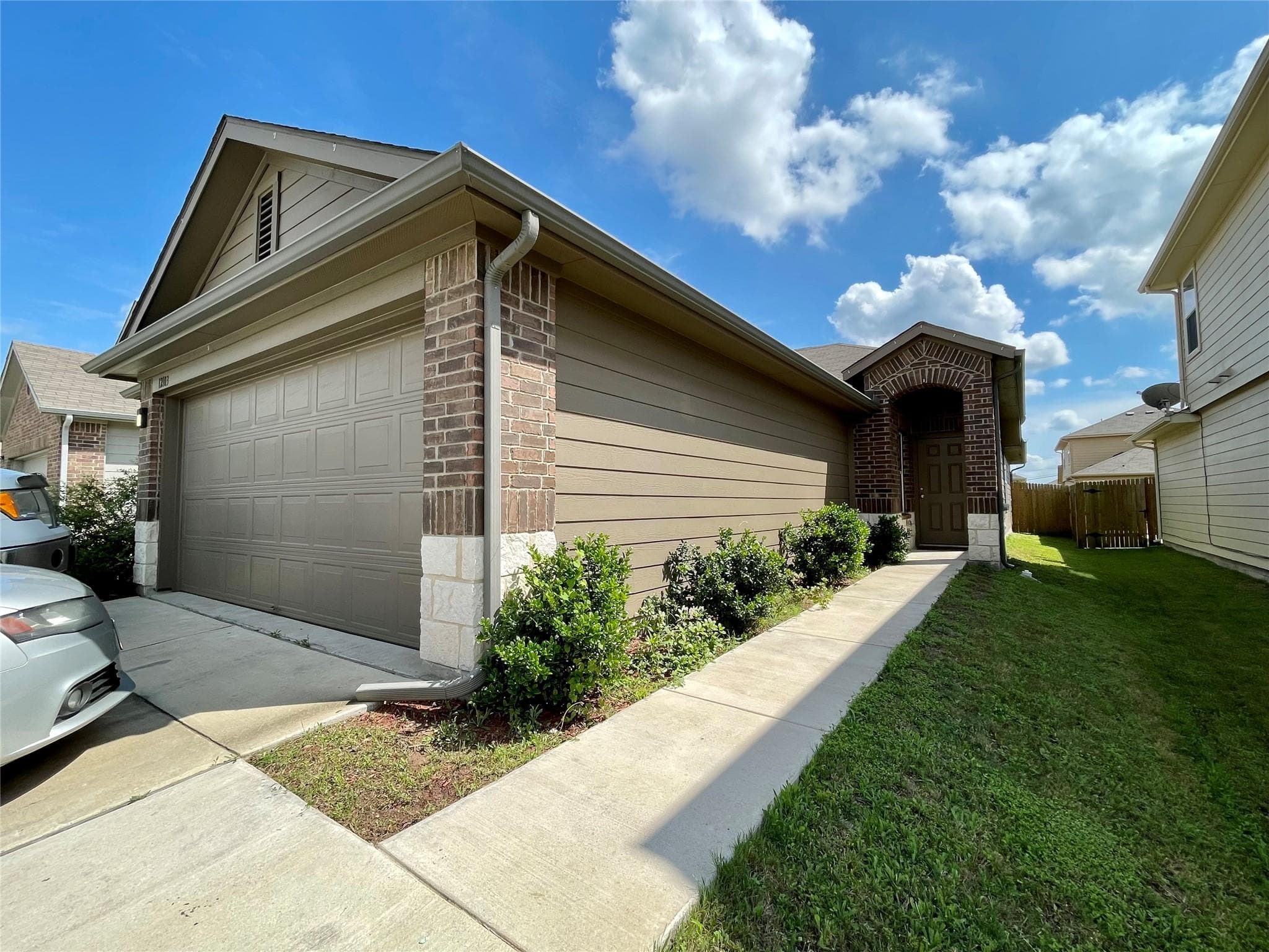 12103 Stoneridge Gap Ln