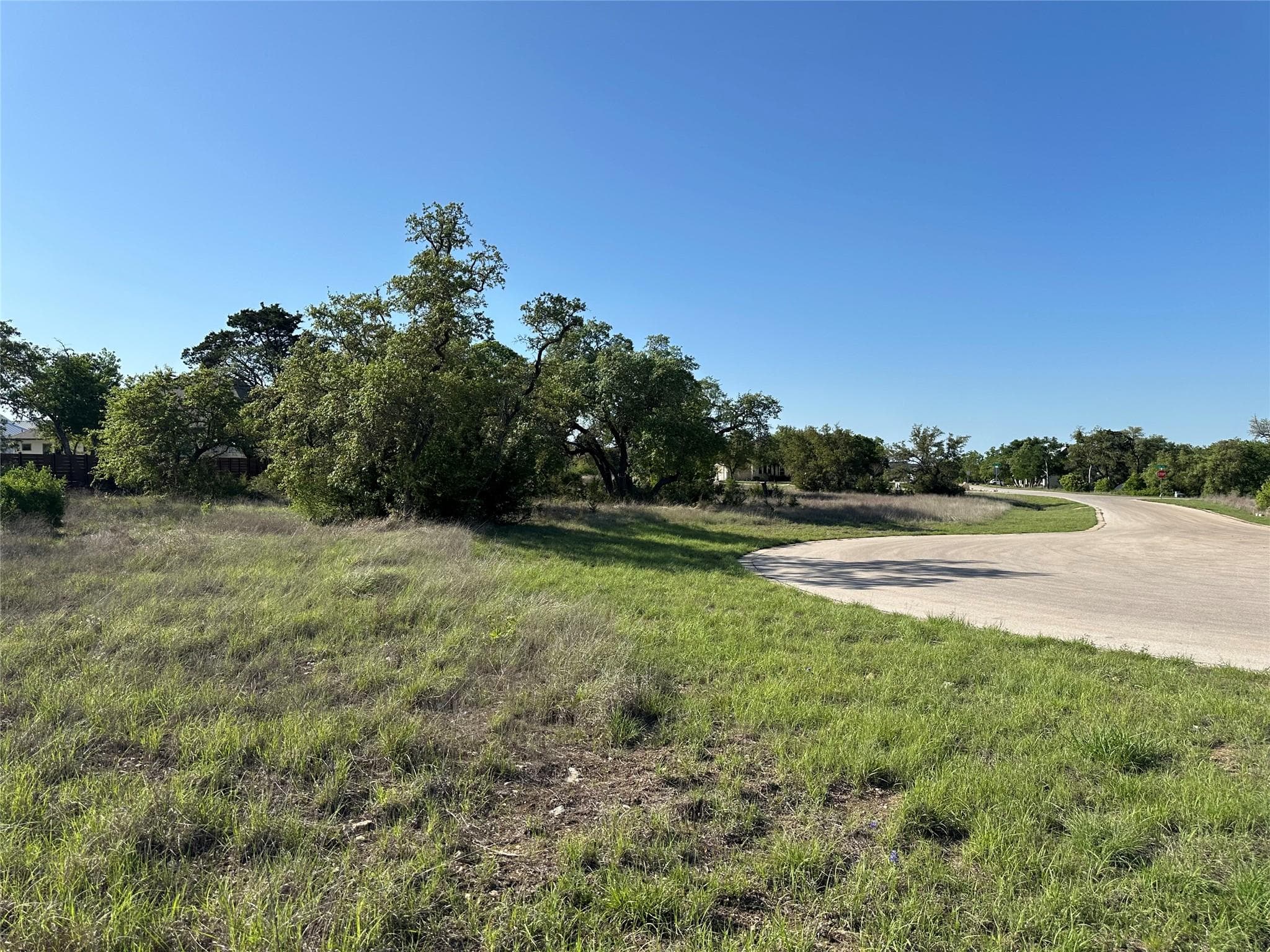 2204 Live Oak Rd