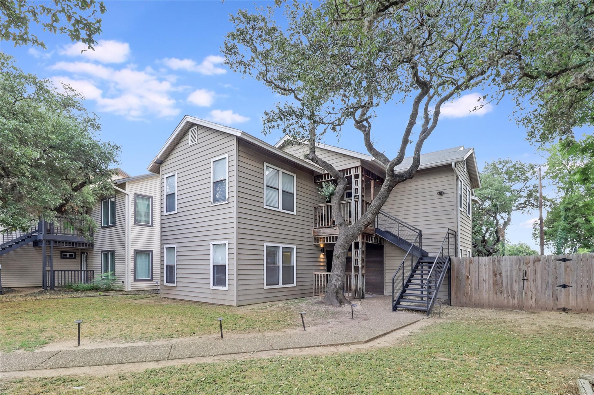 1805 Bouldin Ave #A