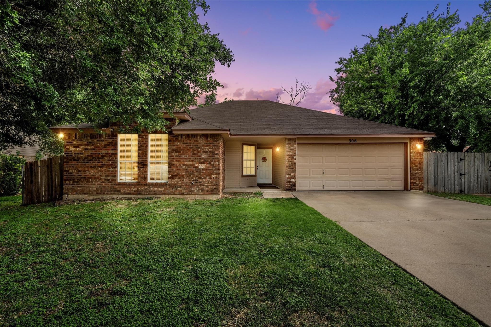 306 Southbrook Dr