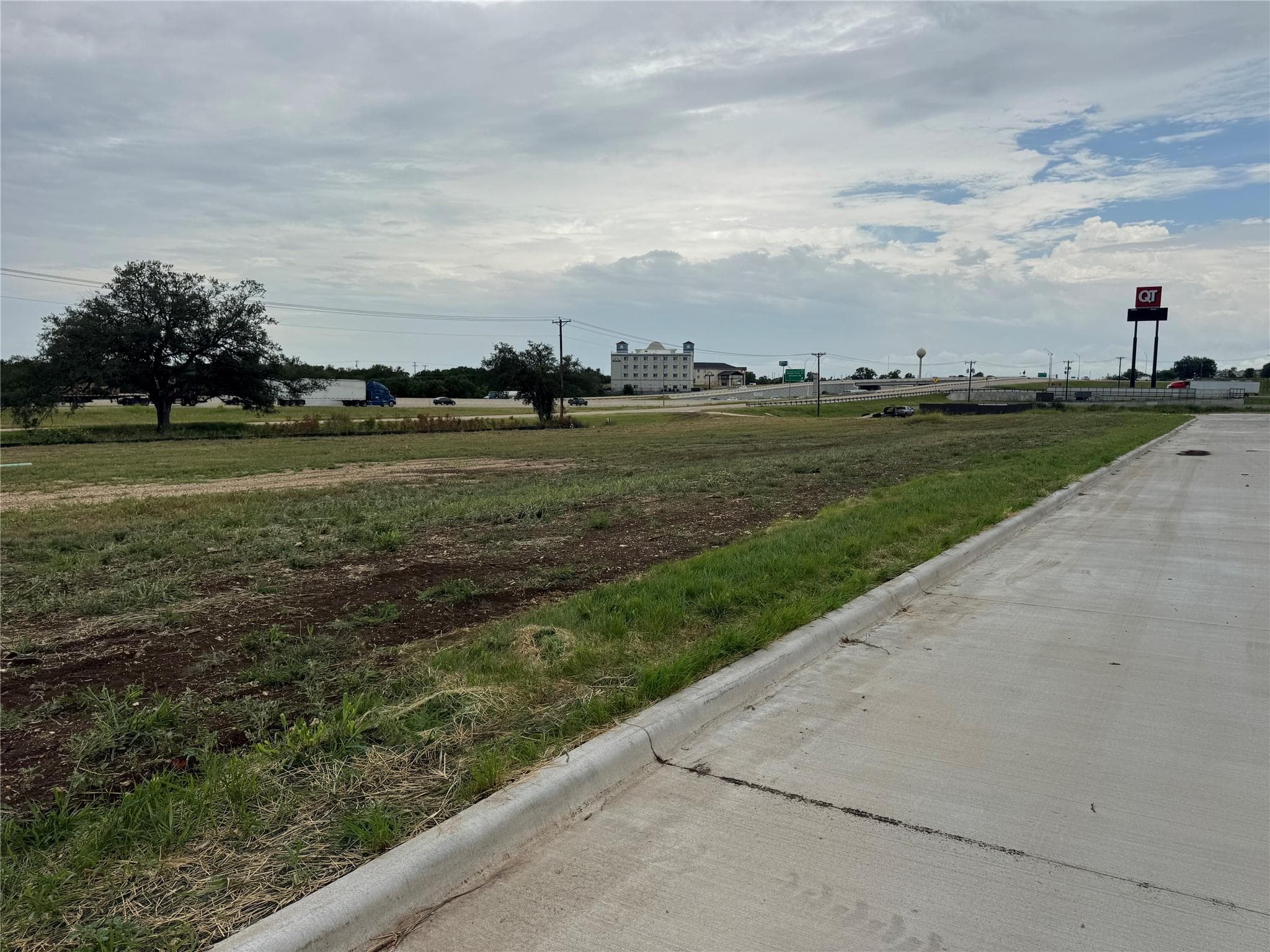 2311 Salado Center Loop