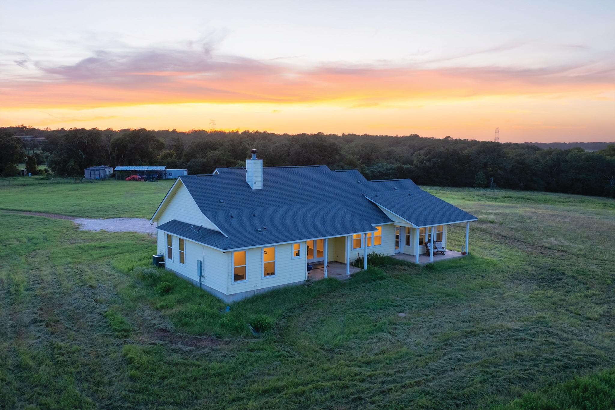 498 N County Line Rd