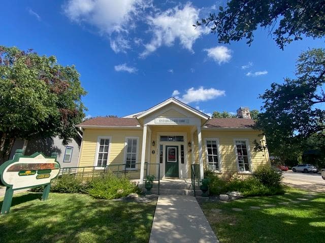 302 W Main St #101