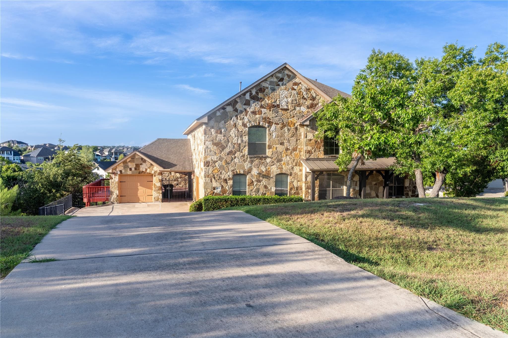 1898 Long Bow Dr